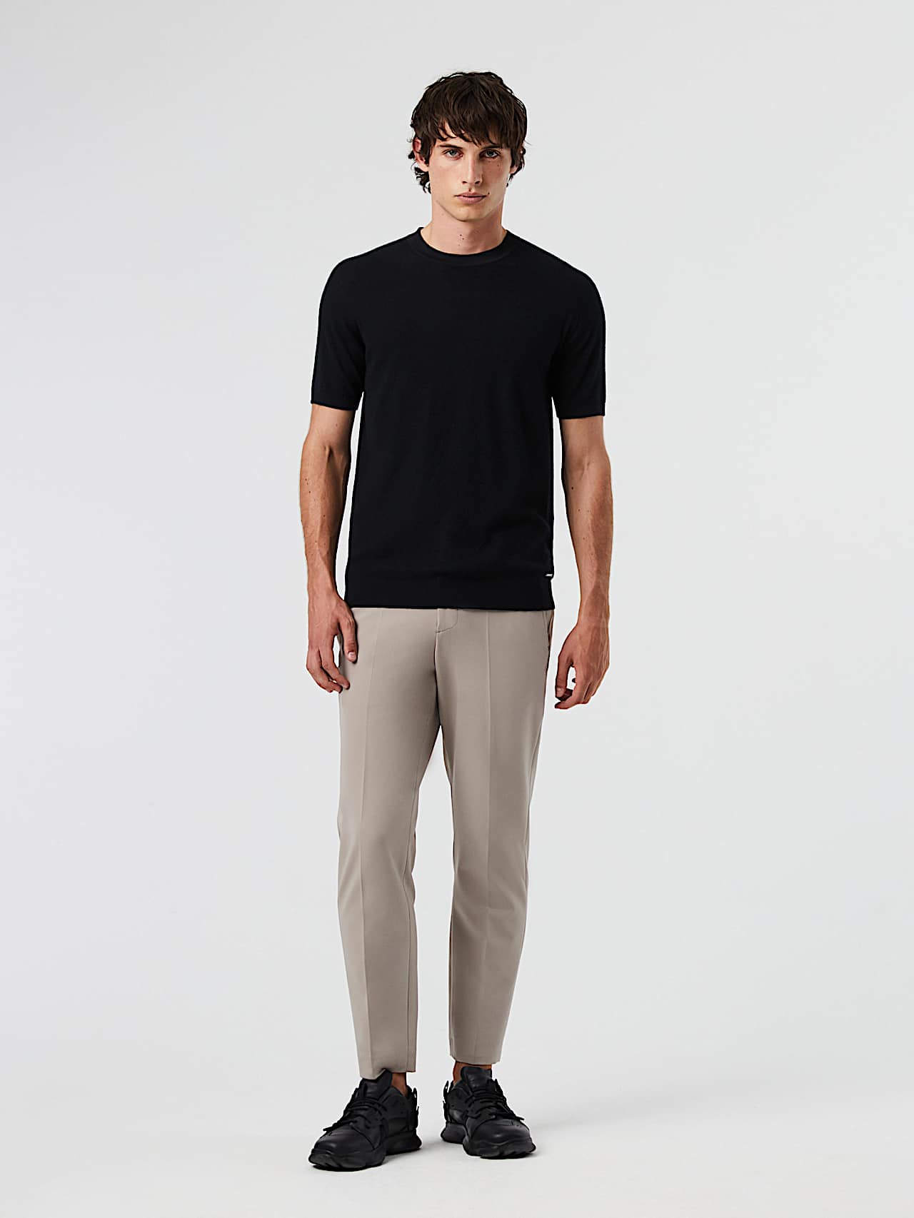 AlphaTauri | FECAS V2.Y8.01 | Nahtloses 3D-Strick-T-Shirt aus Kaschmir und Coolmax® in Schwarz für Herren