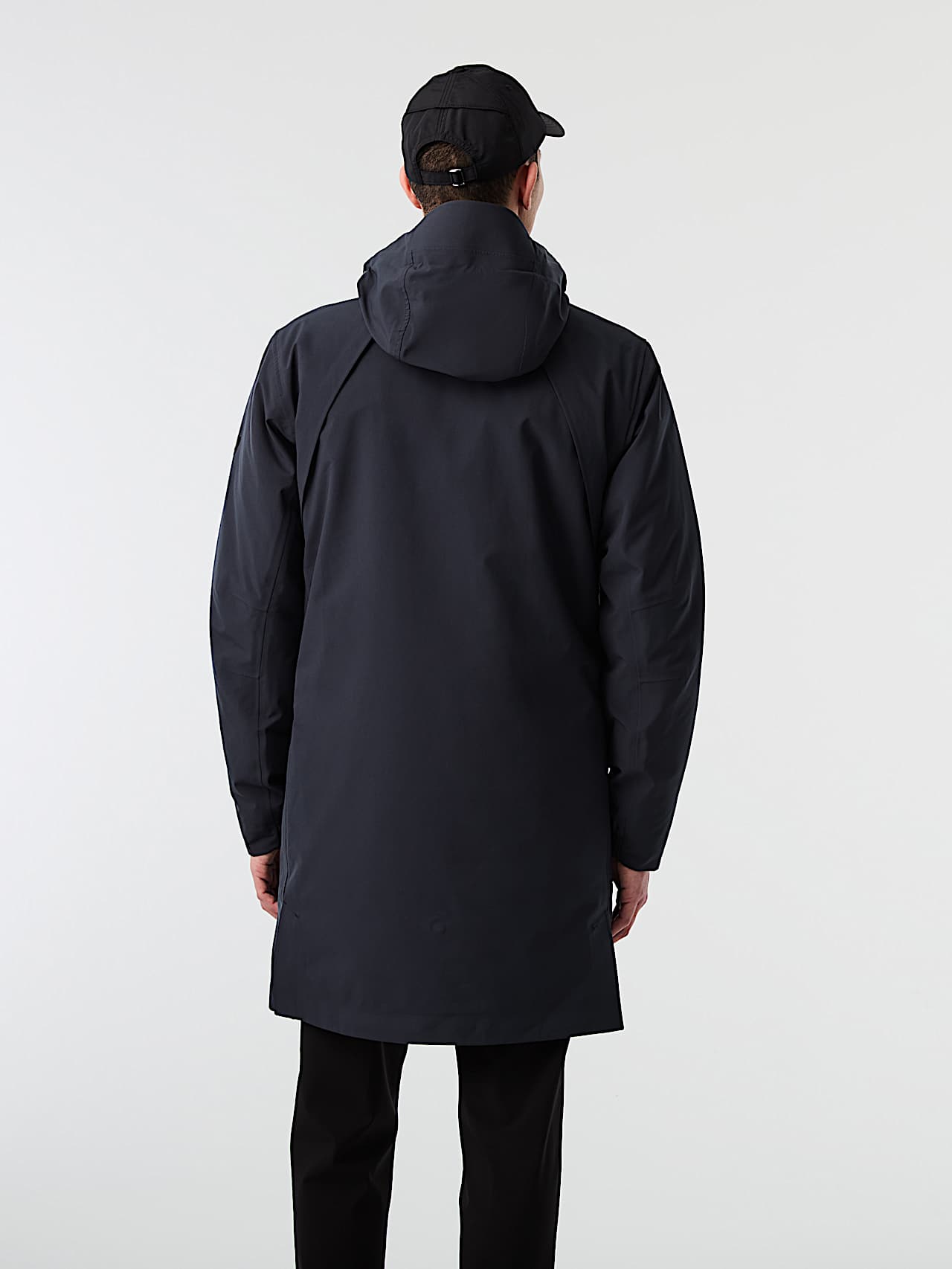 AlphaTauri | KOOV V10.Y7.02 | Parka ripiegabile iconico in Taurobran® impermeabile in Blu Marino for Uomo
