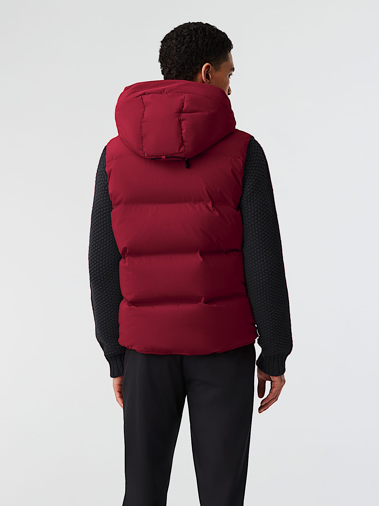 AlphaTauri | OCOAV V1.Y8.02 | Chaleco acolchado de plumón in Dark Berry for Hombre