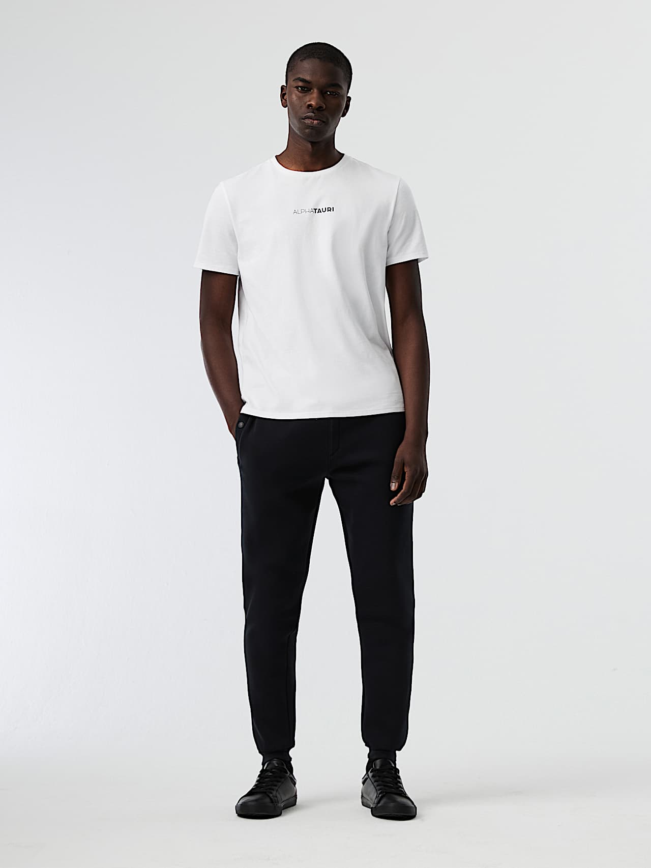 AlphaTauri | PHERO V2.Y8.02 | Pantalones de chándal con logotipo in Negro for Hombre