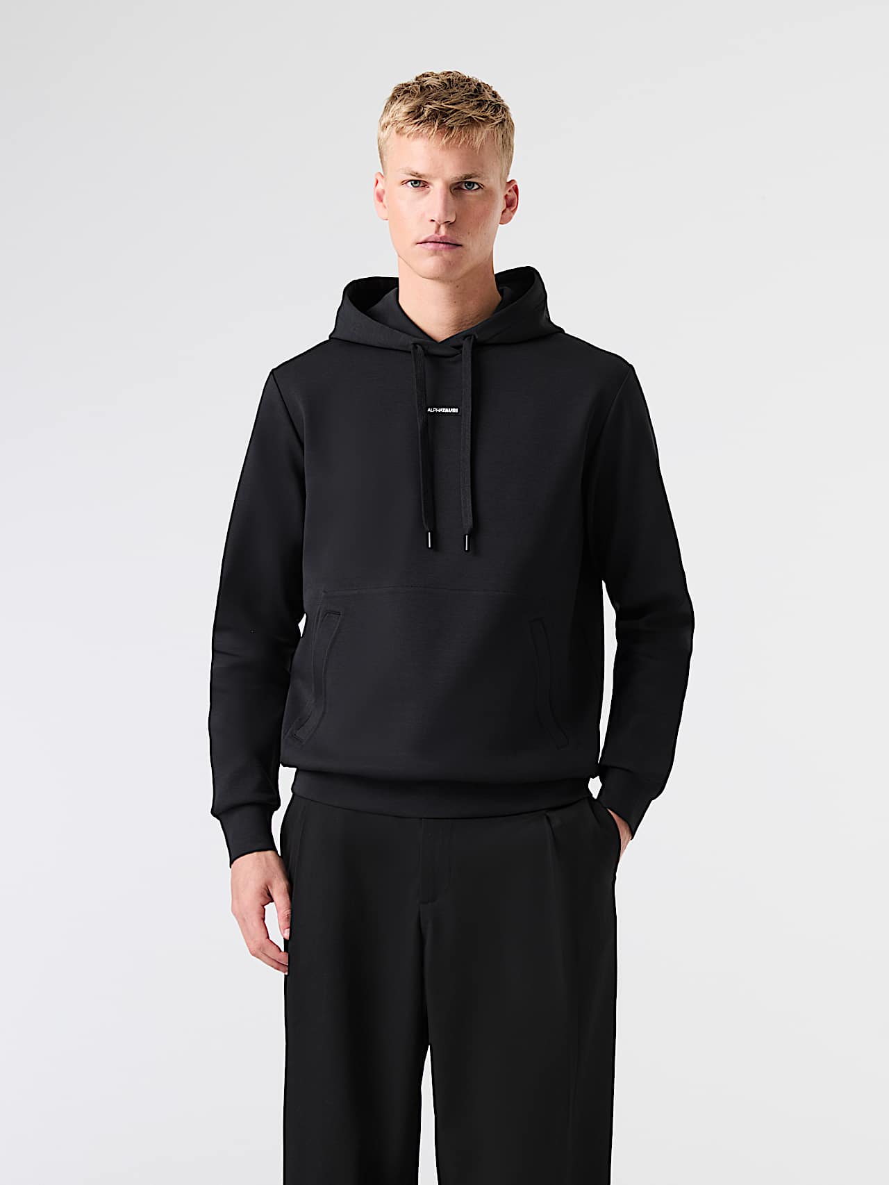 AlphaTauri | SKY V1.Y9.02 | Sweat-shirt à capuche coupe décontractée en maille interlock in Black for Homme