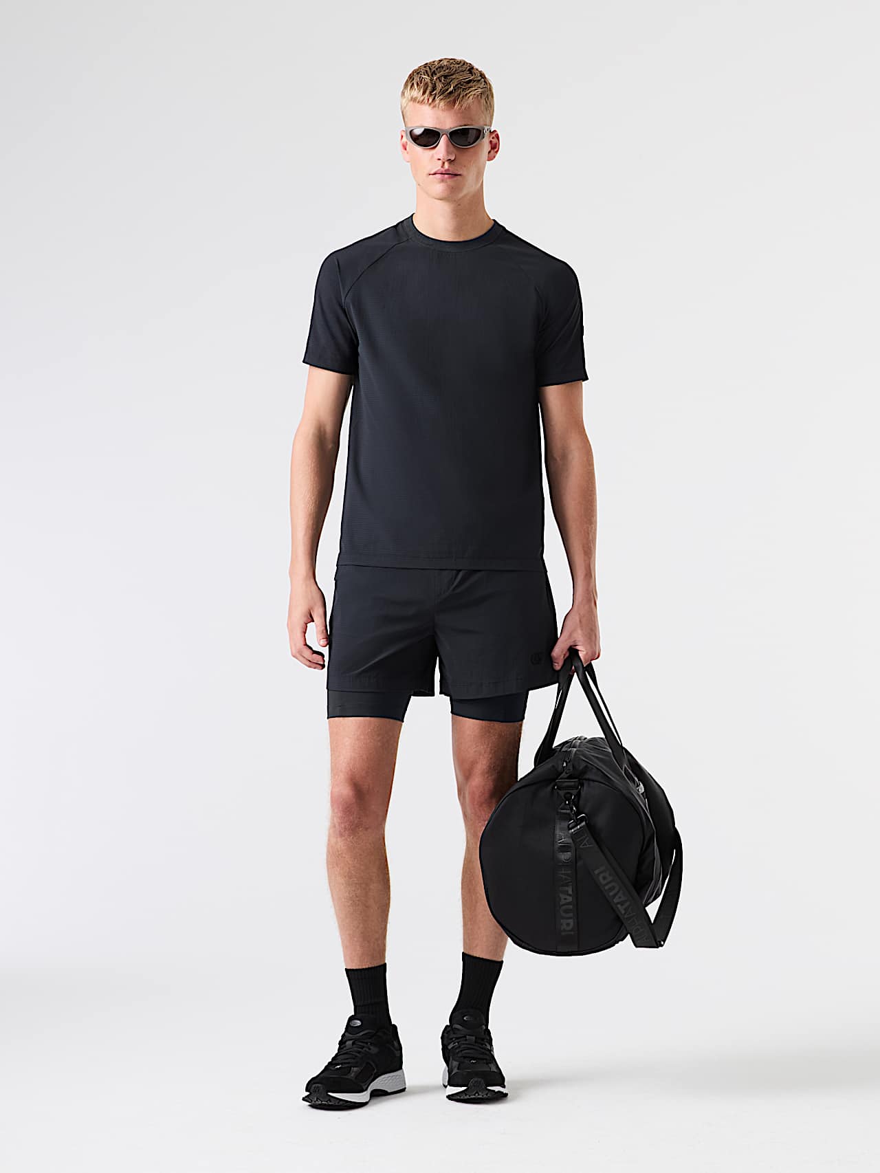 AlphaTauri | SUNO V1.Y9.02 | Technisches Sport-T-Shirt in Black für Herren
