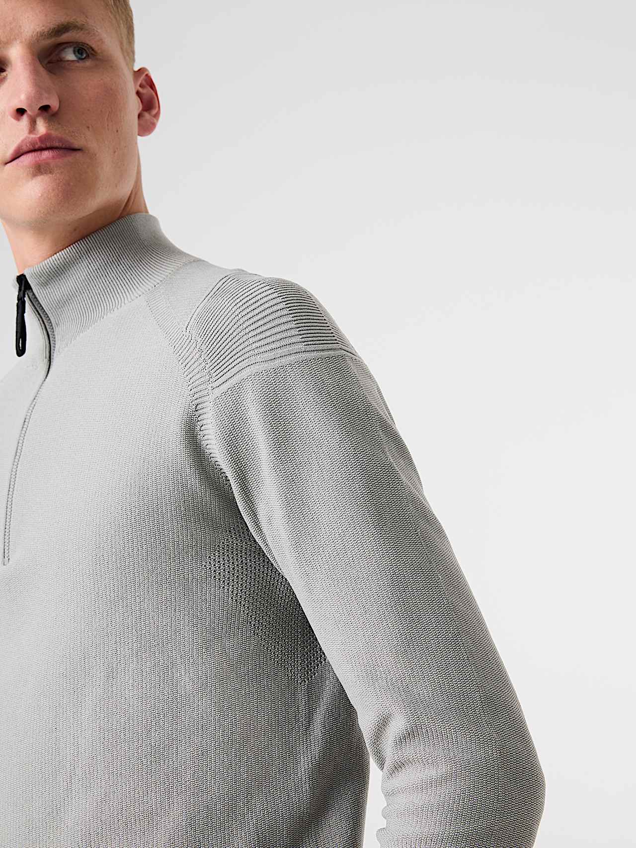 AlphaTauri | FROST V1.Y9.02 | Maglione in maglia 3D con mezza cerniera senza cuciture in Neutral Grey for Uomo