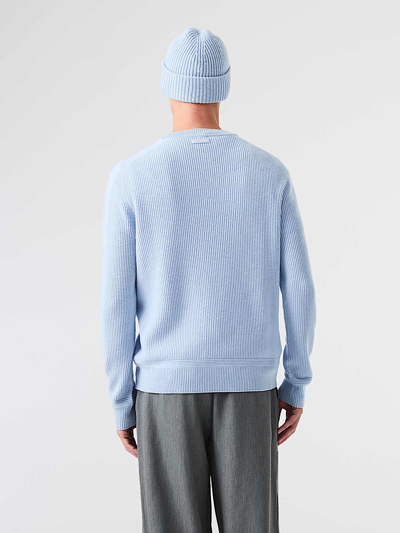 AlphaTauri | FOX V1.Y9.02 | Seamless Chunky 3D Knit Crewneck Sweater in Sky Blue for Men