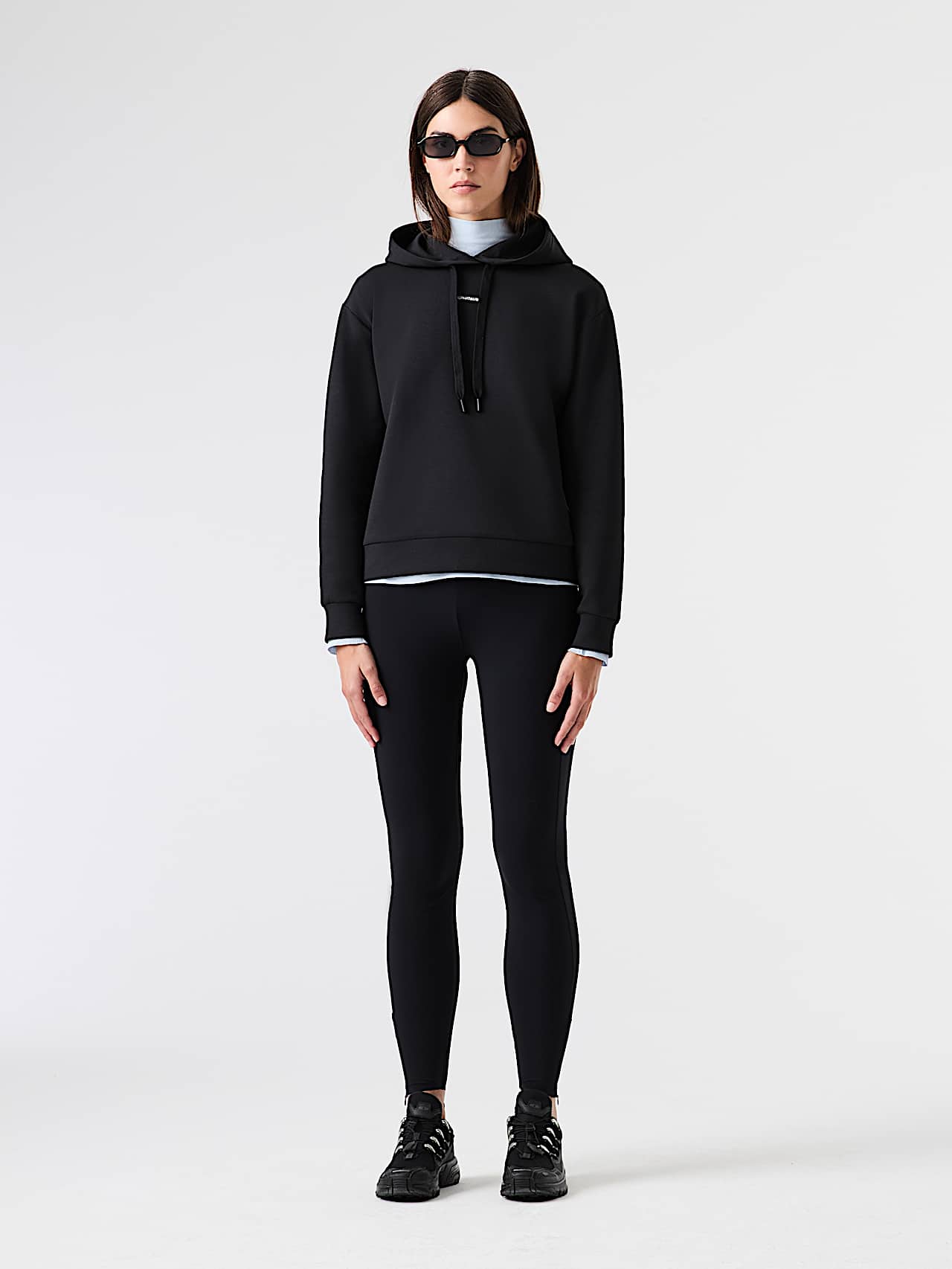 AlphaTauri | SURI V1.Y9.02 | Sudadera con capucha de corte holgado en interlock in Black for Mujer