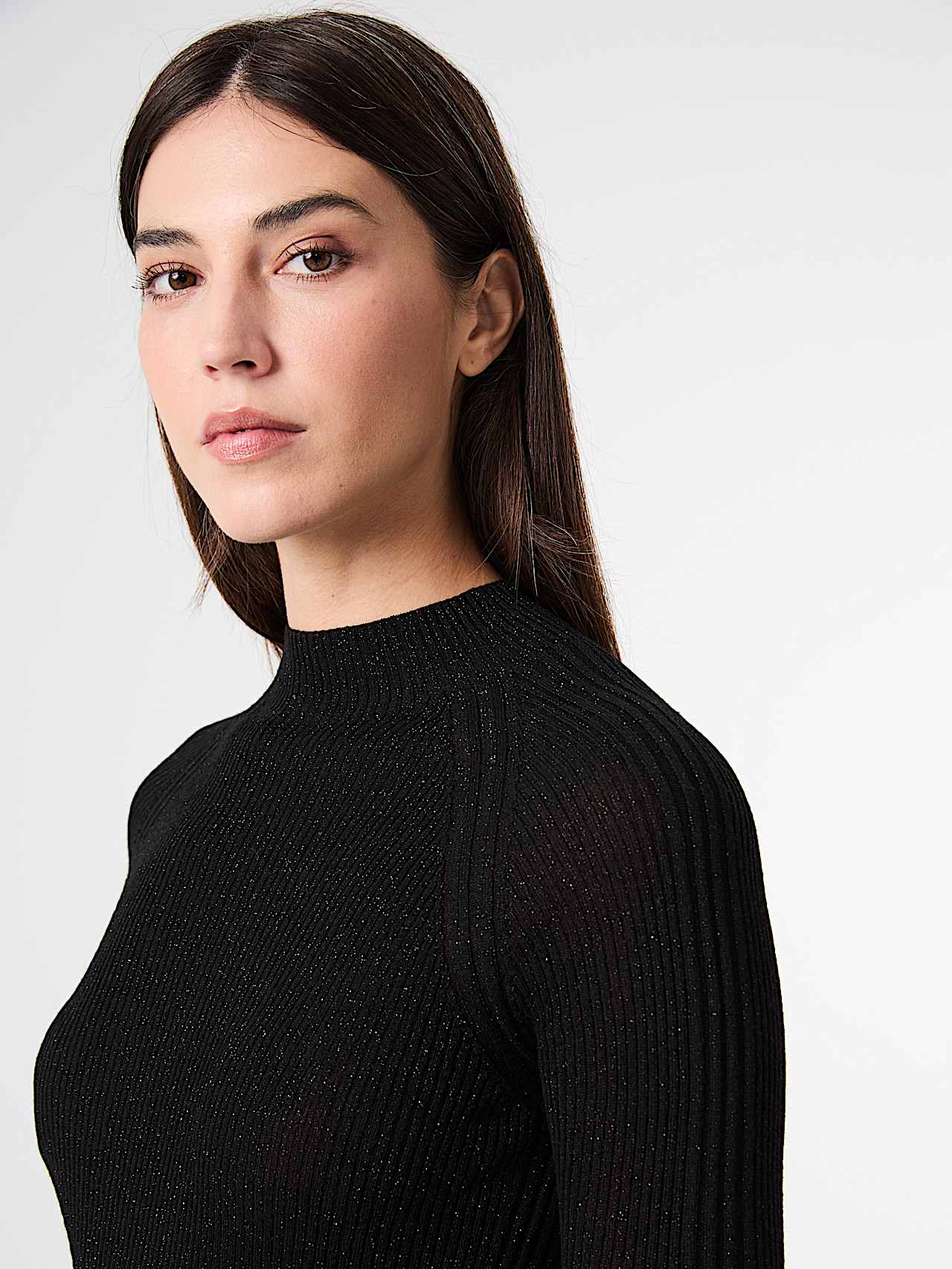 AlphaTauri | FLORA V1.Y9.02 | 3D-Strick Pullover mit Stehkragen und Metallic-Garn in Black für Damen