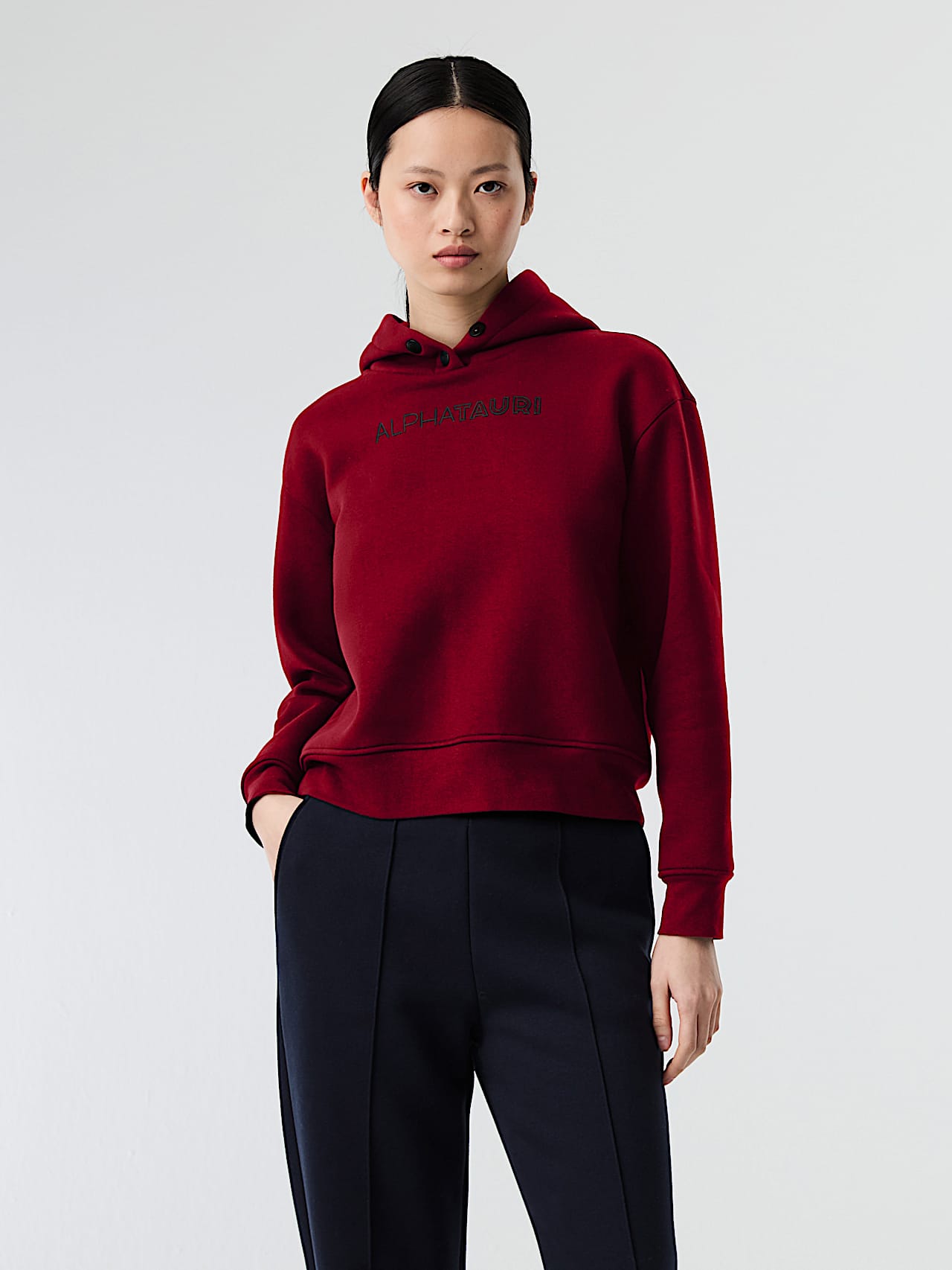 AlphaTauri | SERA V2.Y8.02 | Hoodie mit charakteristischem Logo in Dark Berry für Damen