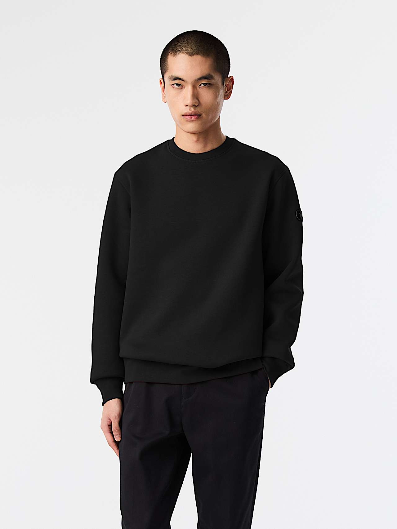 AlphaTauri | SERUA V3.Y9.02 | Sweat-shirt à col ras du cou avec logo signature in Black for Homme