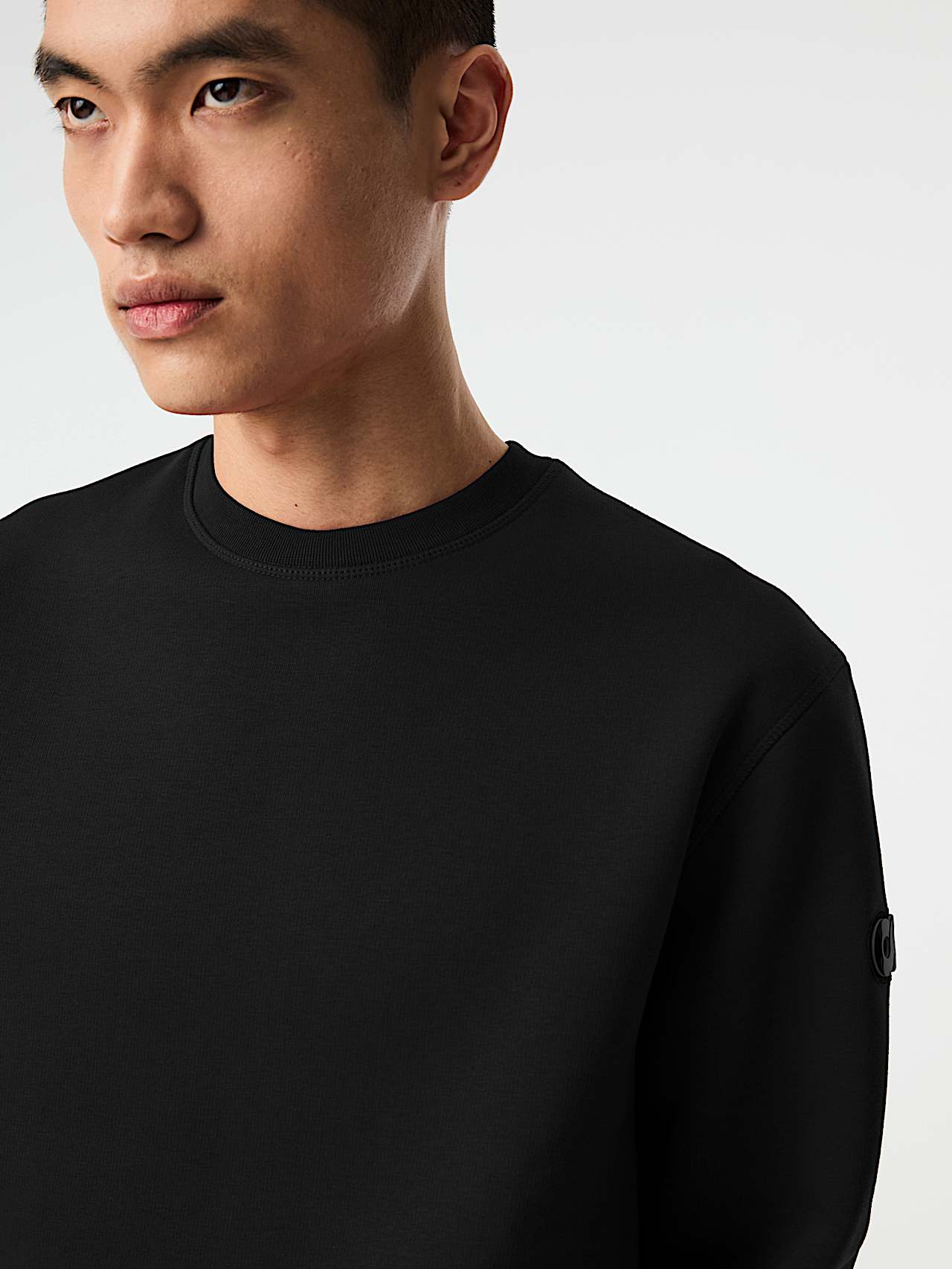 AlphaTauri | SERUA V3.Y9.02 | Sweat-shirt à col ras du cou avec logo signature in Black for Homme