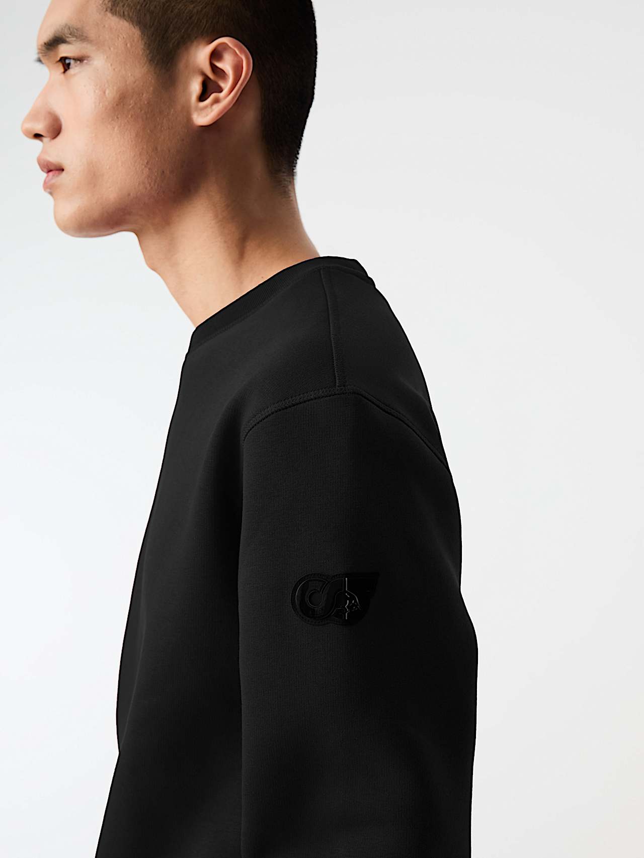 AlphaTauri | SERUA V3.Y9.02 | Sweat-shirt à col ras du cou avec logo signature in Black for Homme
