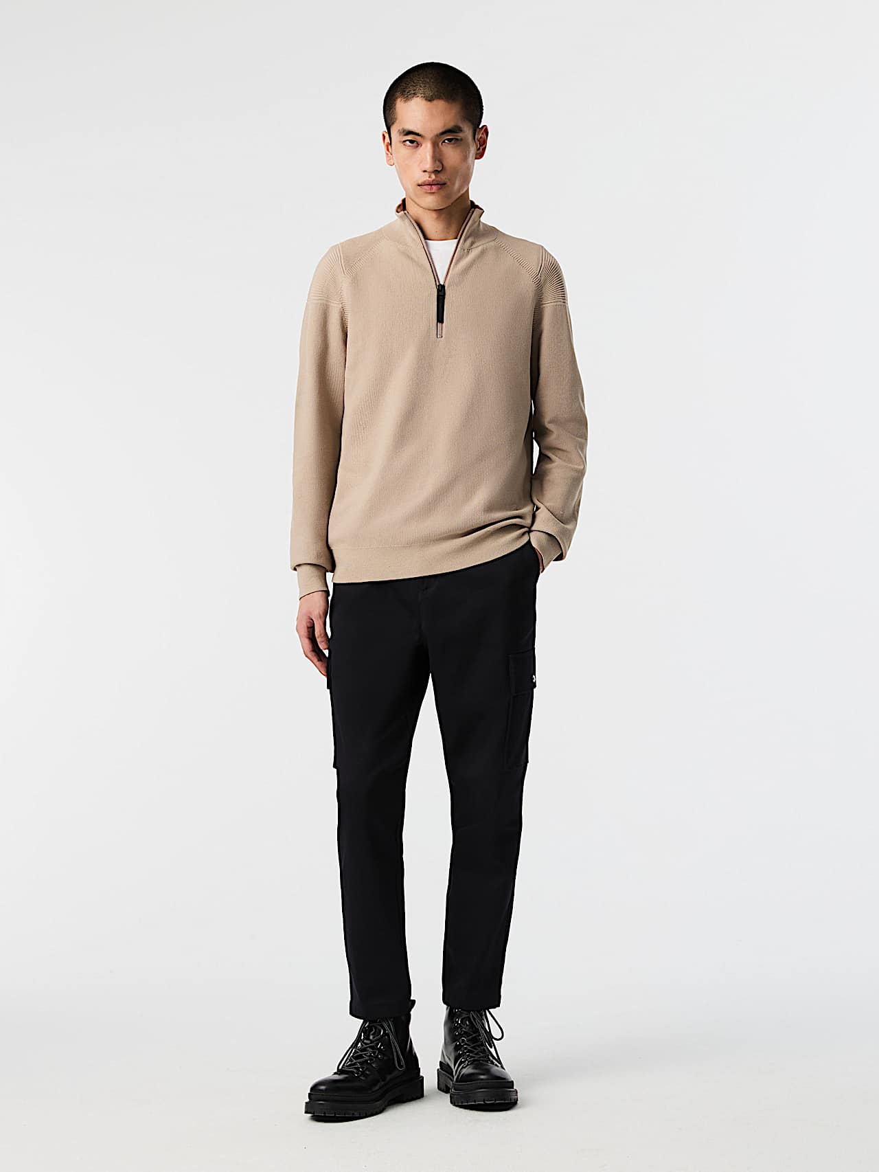 AlphaTauri | FROST V1.Y9.02 | Sweat-shirt à demi-fermeture zippée sans couture en maille 3D in Silver Beige for Homme