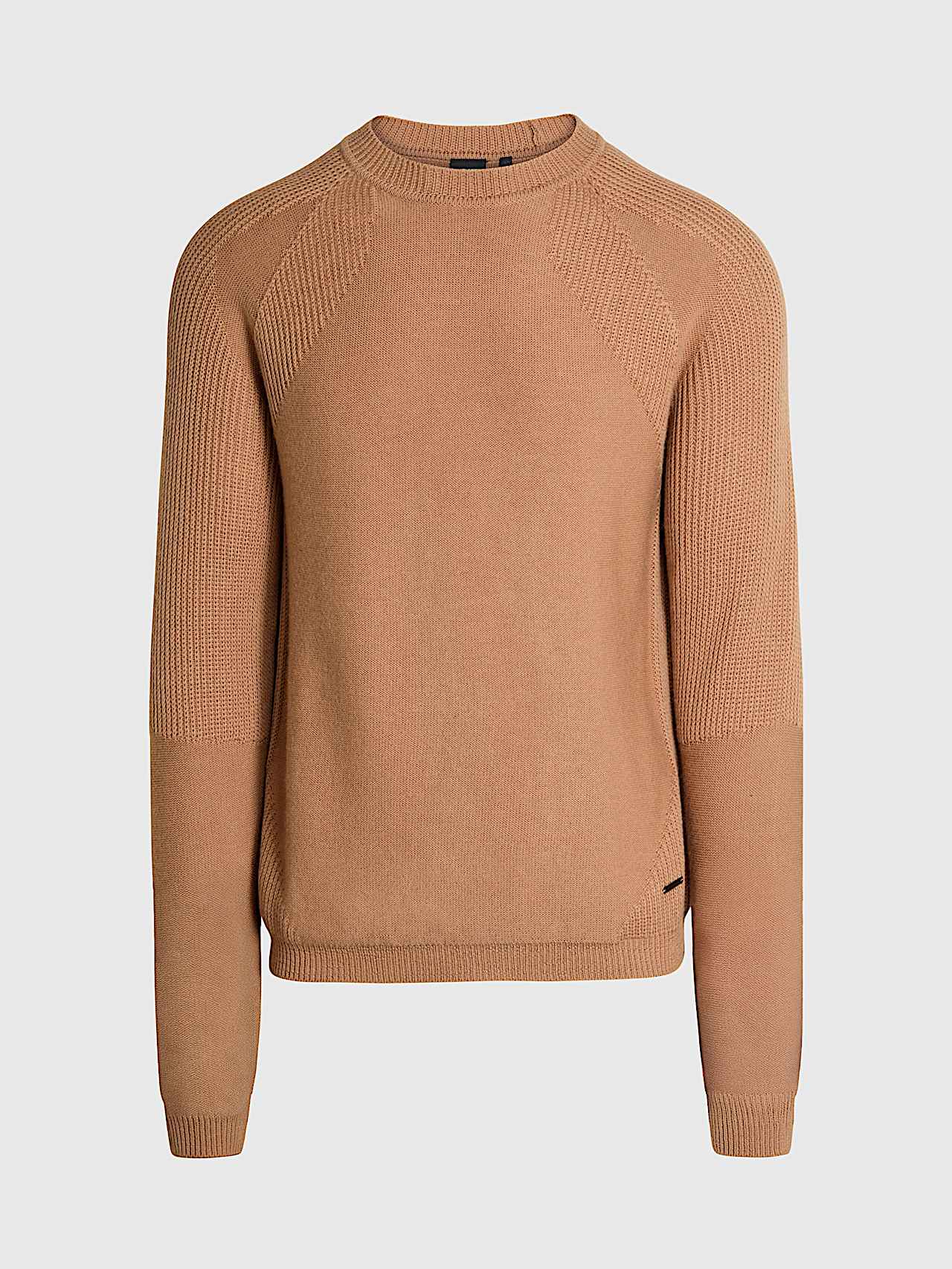 AlphaTauri | FLEUR V1.Y9.02 | Nahtloser 3D-Strickpullover mit Rundhalsausschnitt in Camel für Herren