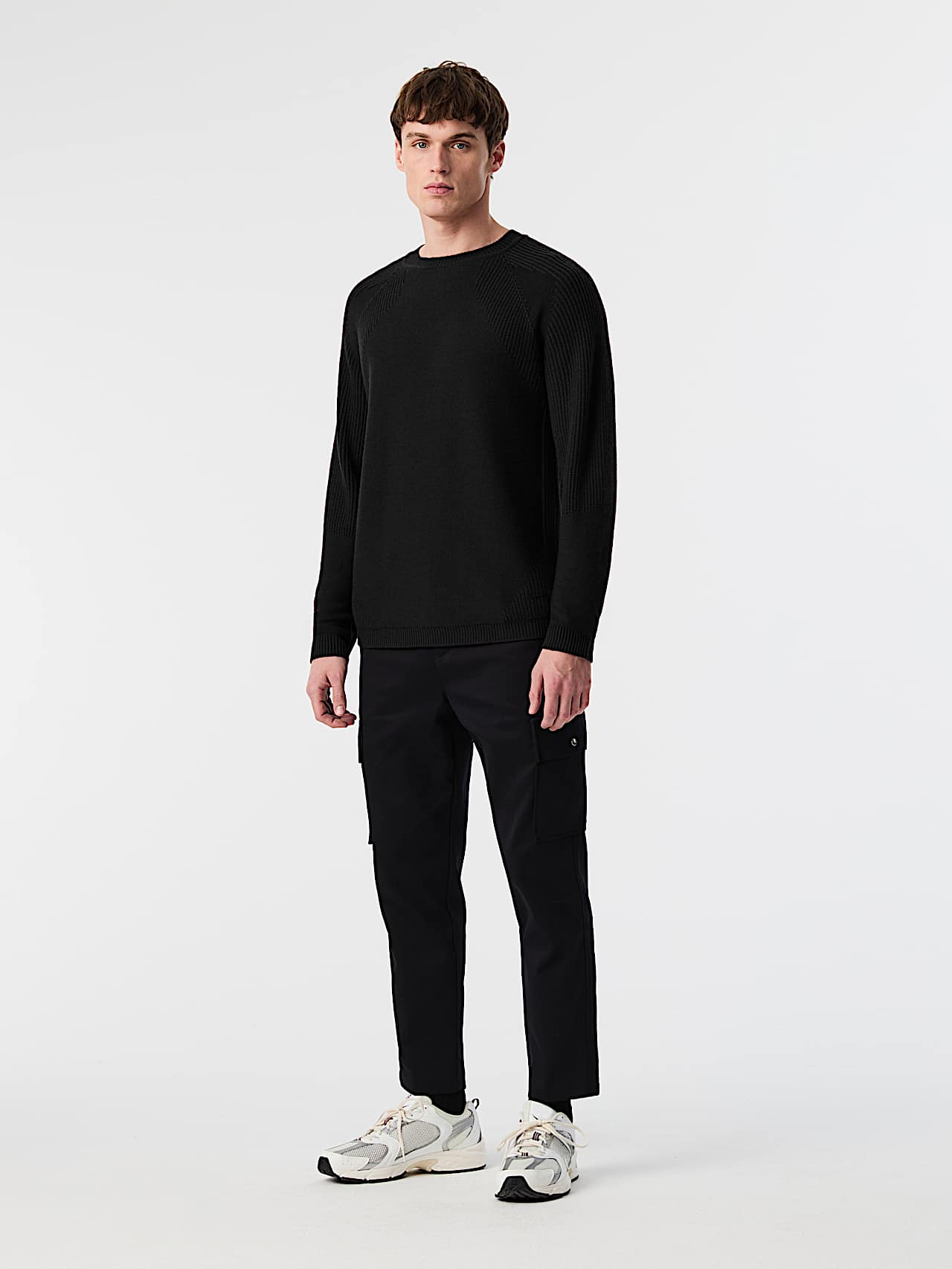 AlphaTauri | FLEUR V1.Y9.02 | Maglione girocollo in maglia 3D senza cuciture in Black for Uomo