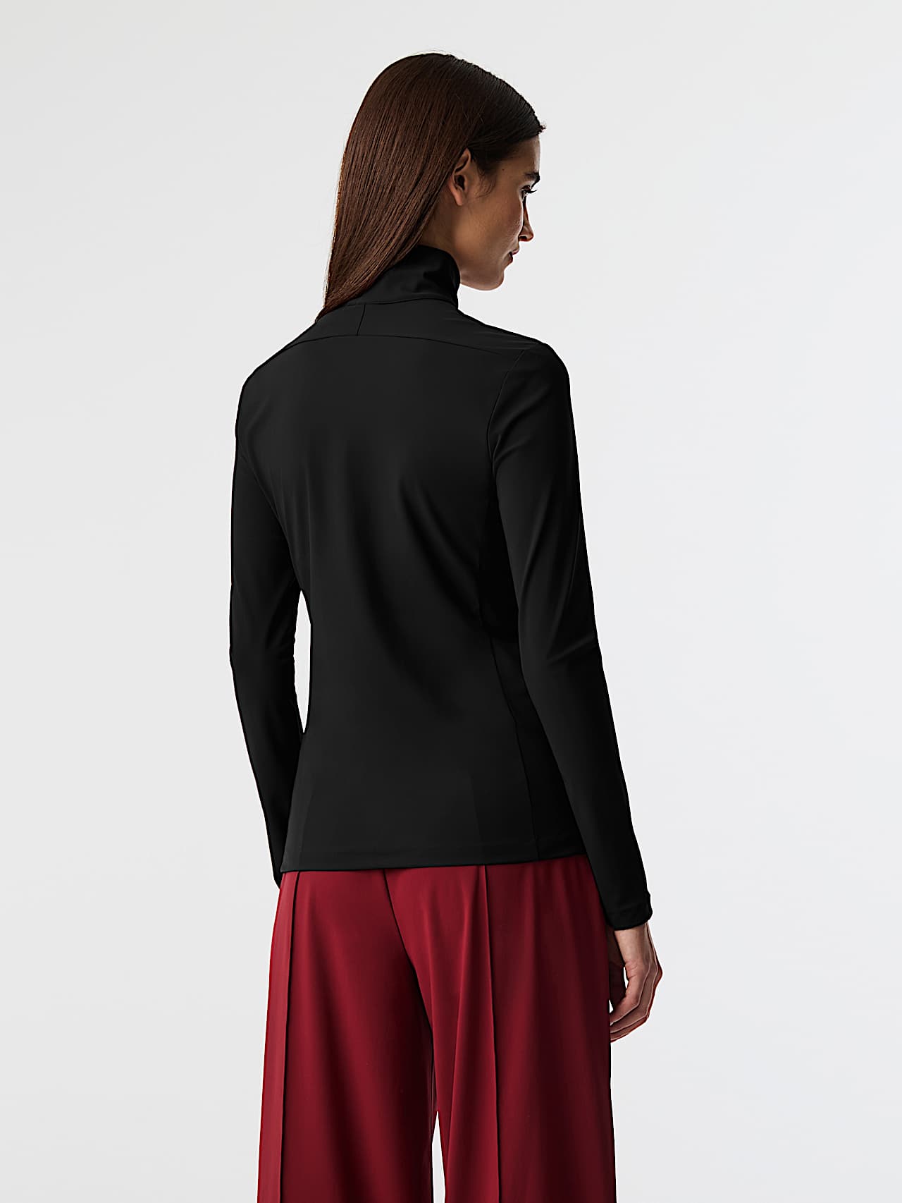 AlphaTauri | SHARD V1.Y9.02 | Langarmshirt aus Power Stretch Jersey mit halbem Reißverschluss in Black für Damen