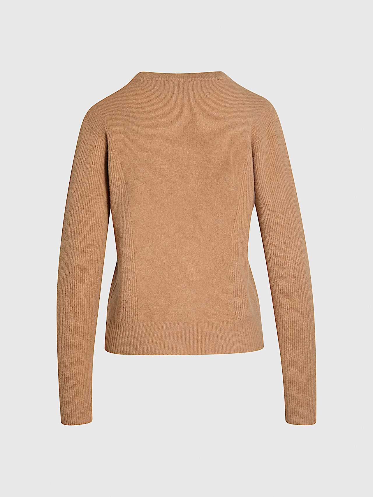 AlphaTauri | FAAMO V1.Y9.02 | Seamless 3D Knit Crewneck Sweater in Camel for Mujer AlphaTauri | FAAMO V1.Y9.02 | Seamless 3D Knit Crewneck Sweater in Camel for Mujer