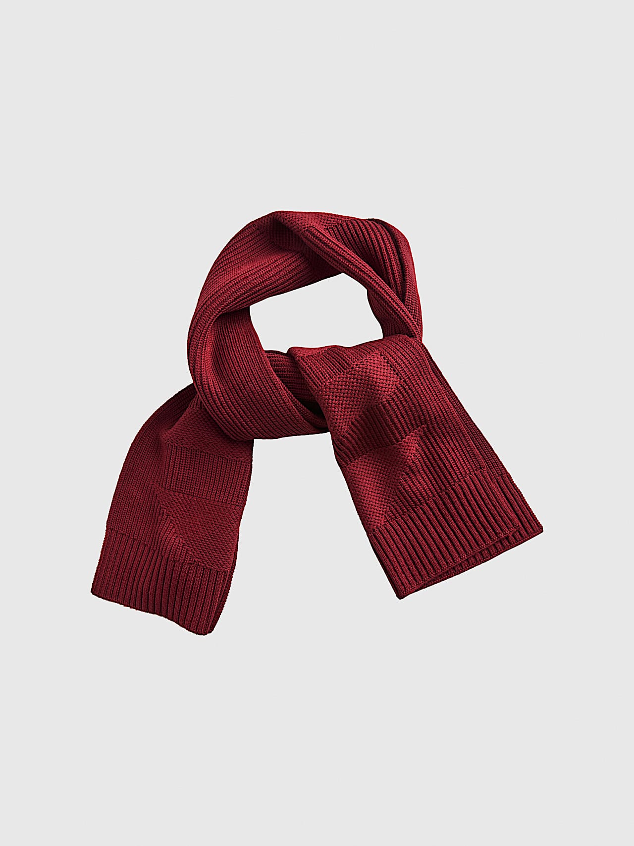 AlphaTauri | AMBAR V1.Y9.02 | Écharpe en maille 3D in Dark Berry for Unisexe