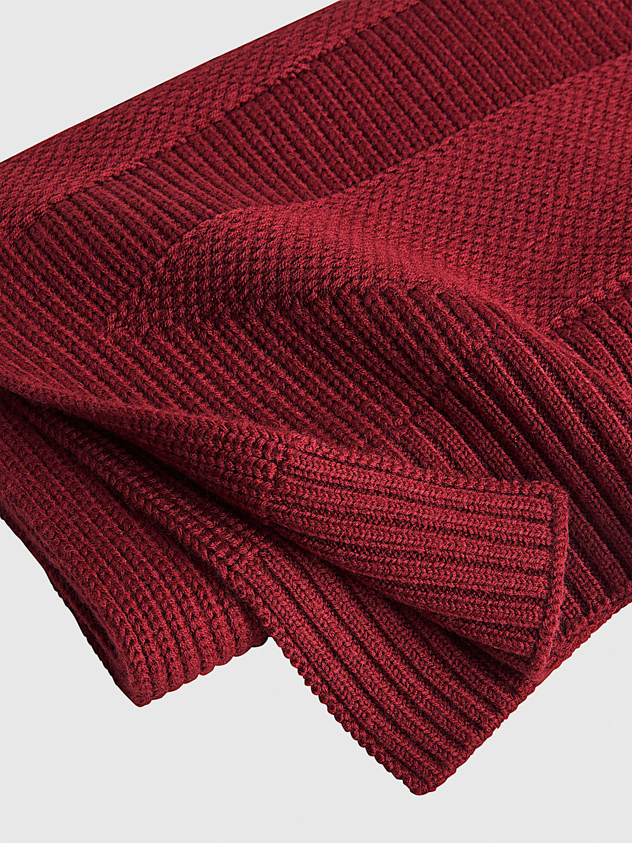 AlphaTauri | AMBAR V1.Y9.02 | Écharpe en maille 3D in Dark Berry for Unisexe