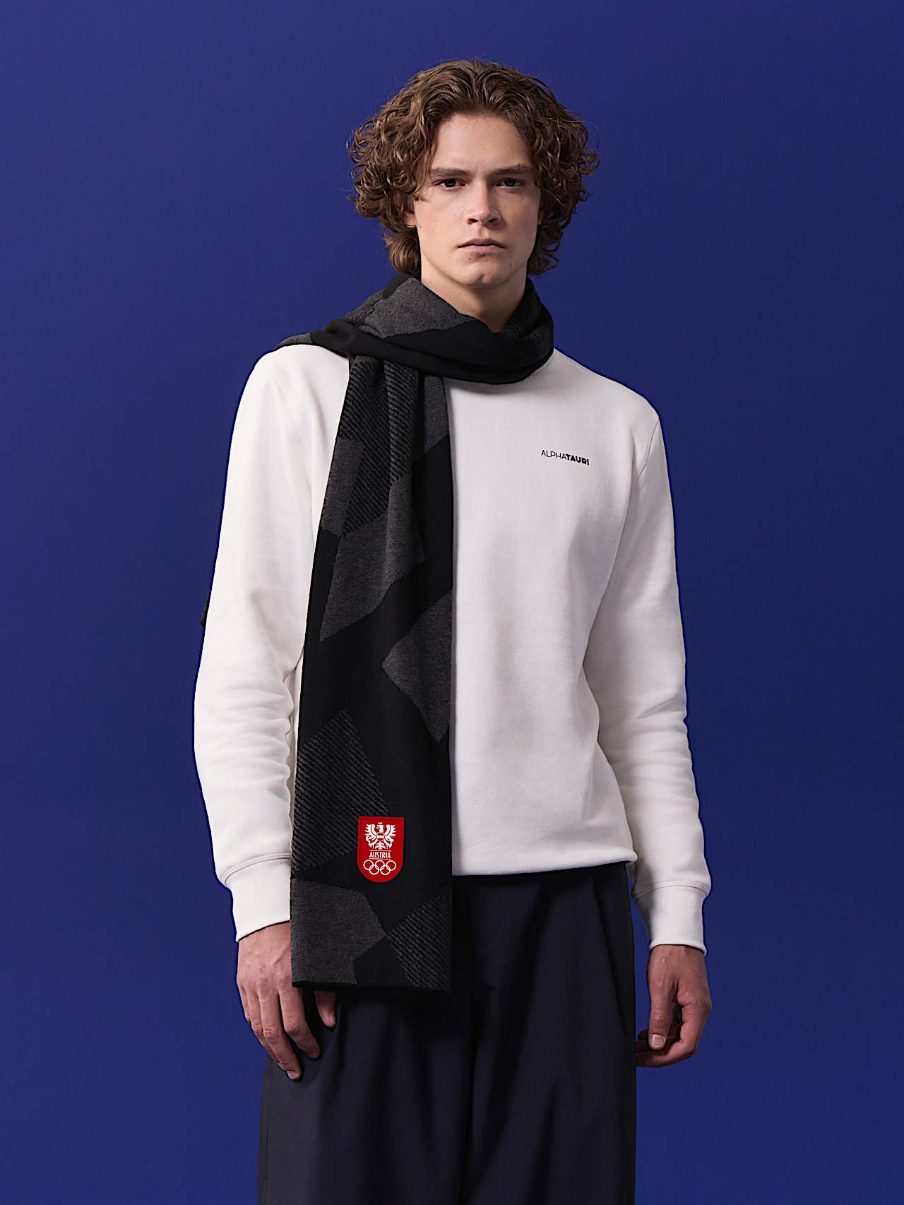 AlphaTauri | Écharpe en maille | Collection Olympic Team Austria in Black for Unisexe