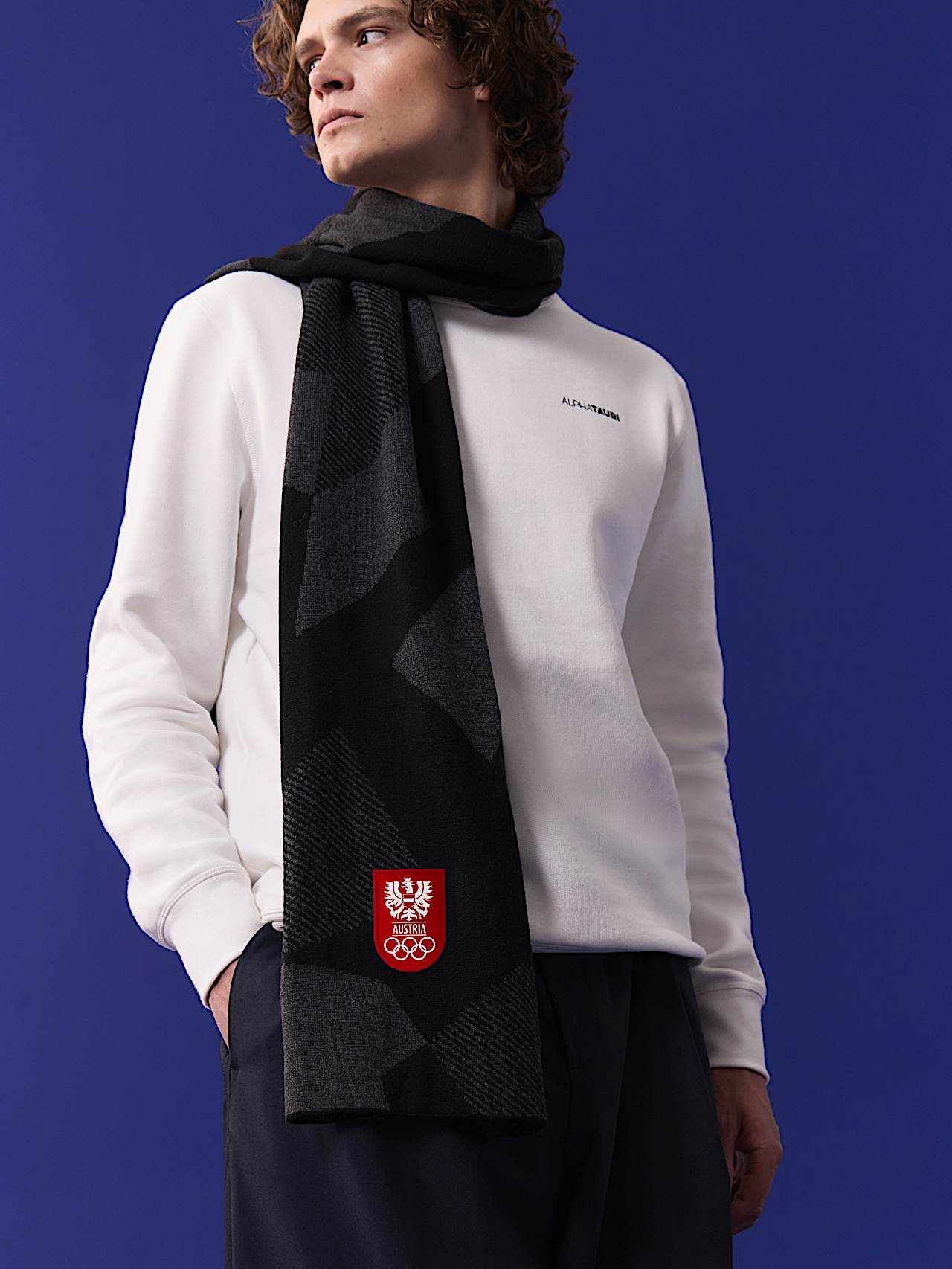 AlphaTauri | Écharpe en maille | Collection Olympic Team Austria in Black for Unisexe