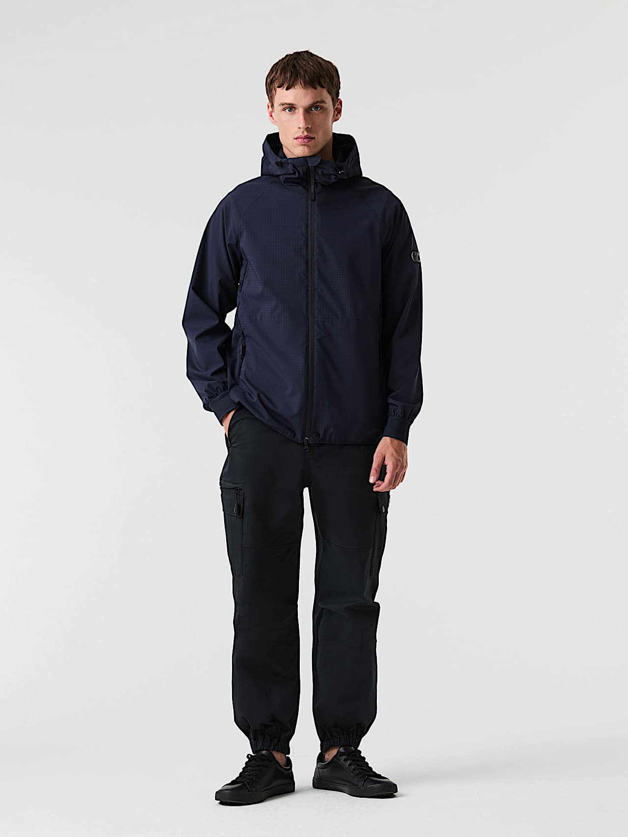 AlphaTauri | OTENT V1.Y9.01 | Giacca Airflow leggera in Blu Marino for Uomo