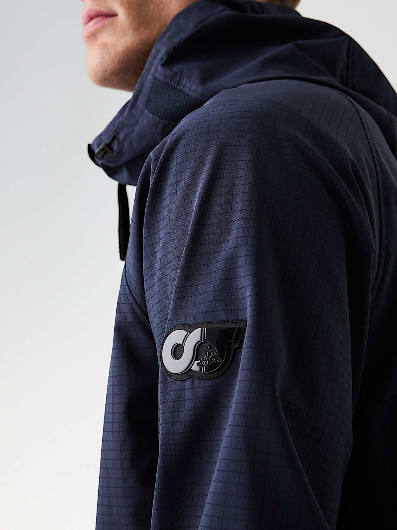 AlphaTauri | OTENT V1.Y9.01 | Lightweight Airflow Jacket in Navy for Men