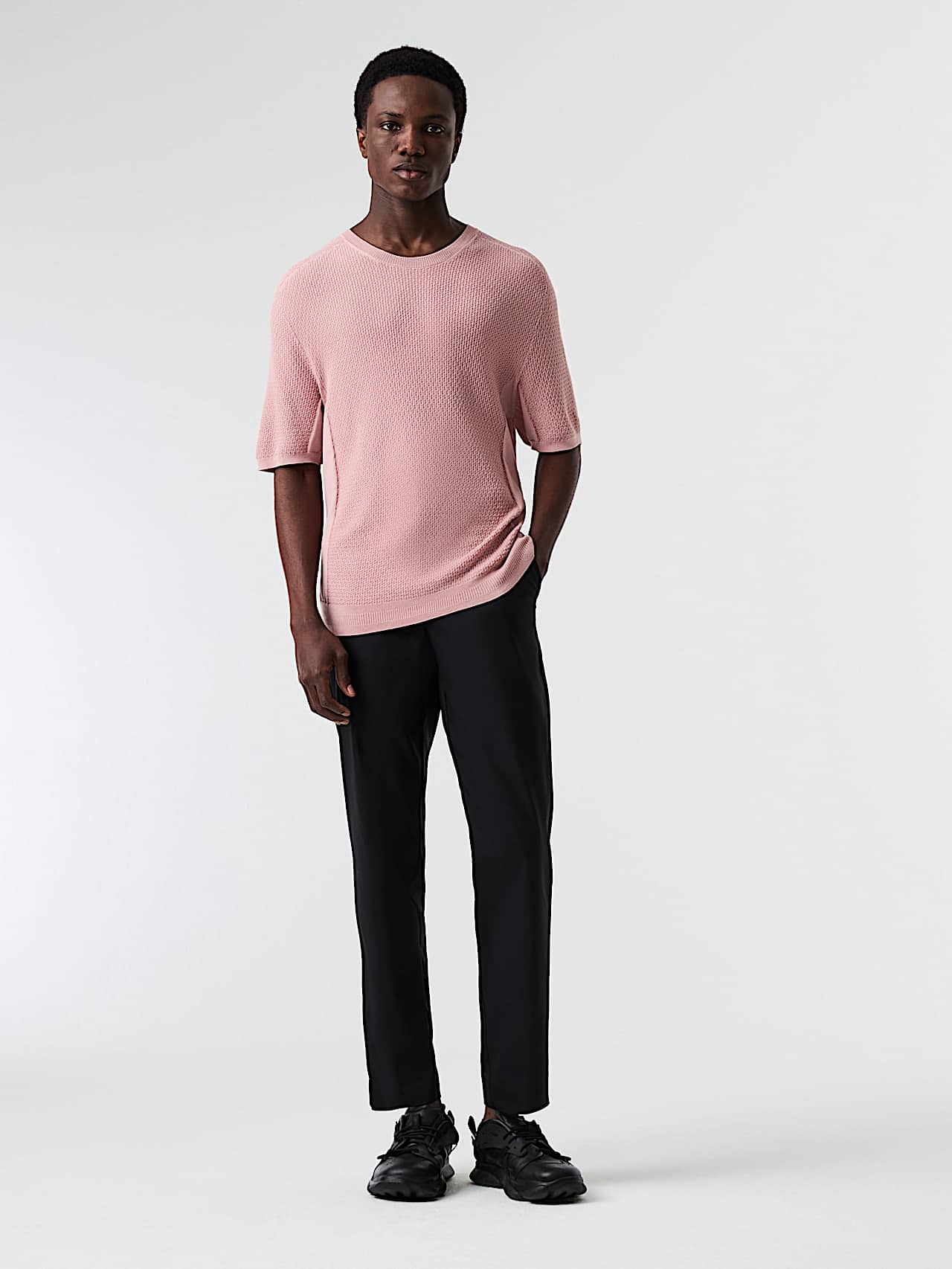 AlphaTauri | PADEN V2.Y9.01 | Pantaloni in cotone elasticizzato con piega in Nero for Uomo AlphaTauri | PADEN V2.Y9.01 | Pantaloni in cotone elasticizzato con piega in Nero for Uomo