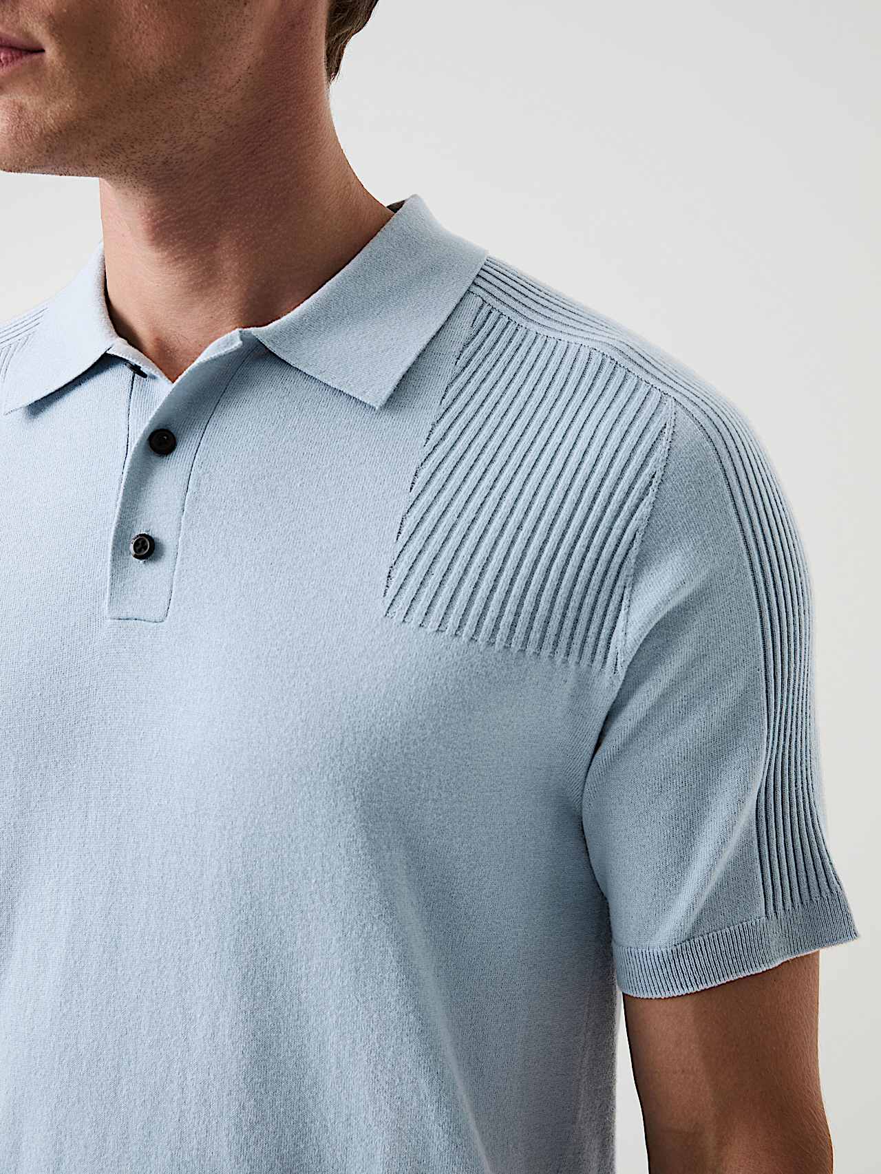 AlphaTauri | FOTOL V1.Y9.01 | Nahtloses 3D-Strick-Poloshirt aus Baumwolle und Coolmax® in Fog Blue für Herren