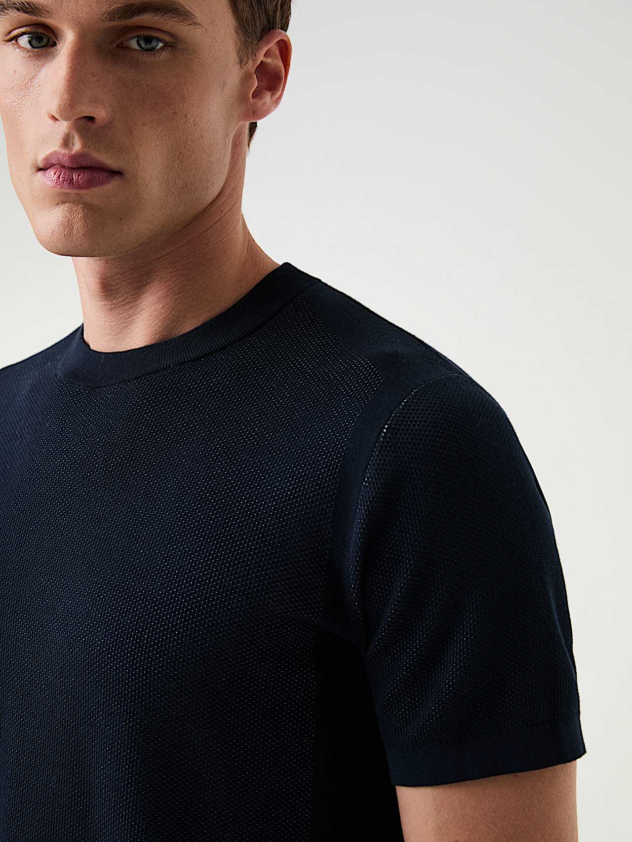 AlphaTauri | FAWEN V1.Y9.01 | Strick-T-Shirt aus Baumwolle und Lyocell in Navy für Herren