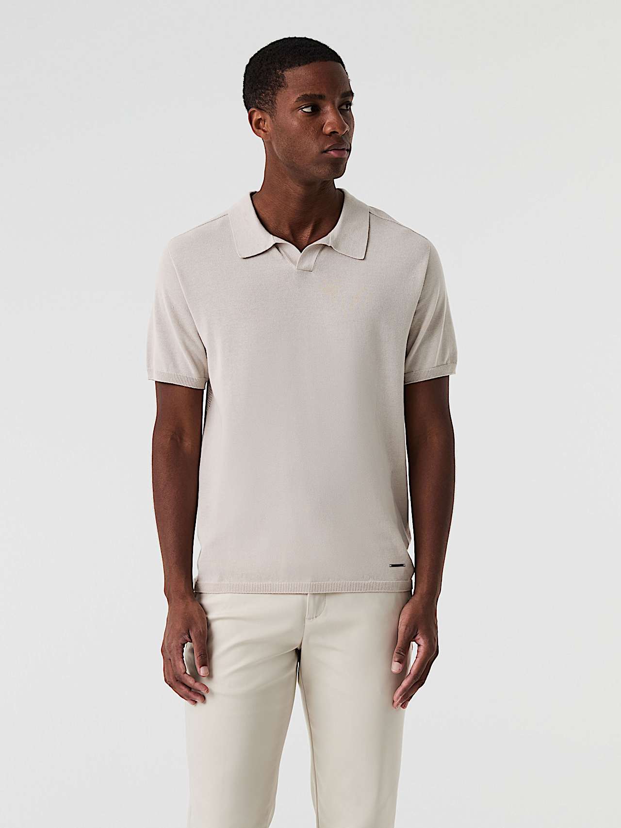 AlphaTauri | FASSA V1.Y9.01 | Polo en maille 3D en lin et coton sans coutures in Stone for Homme