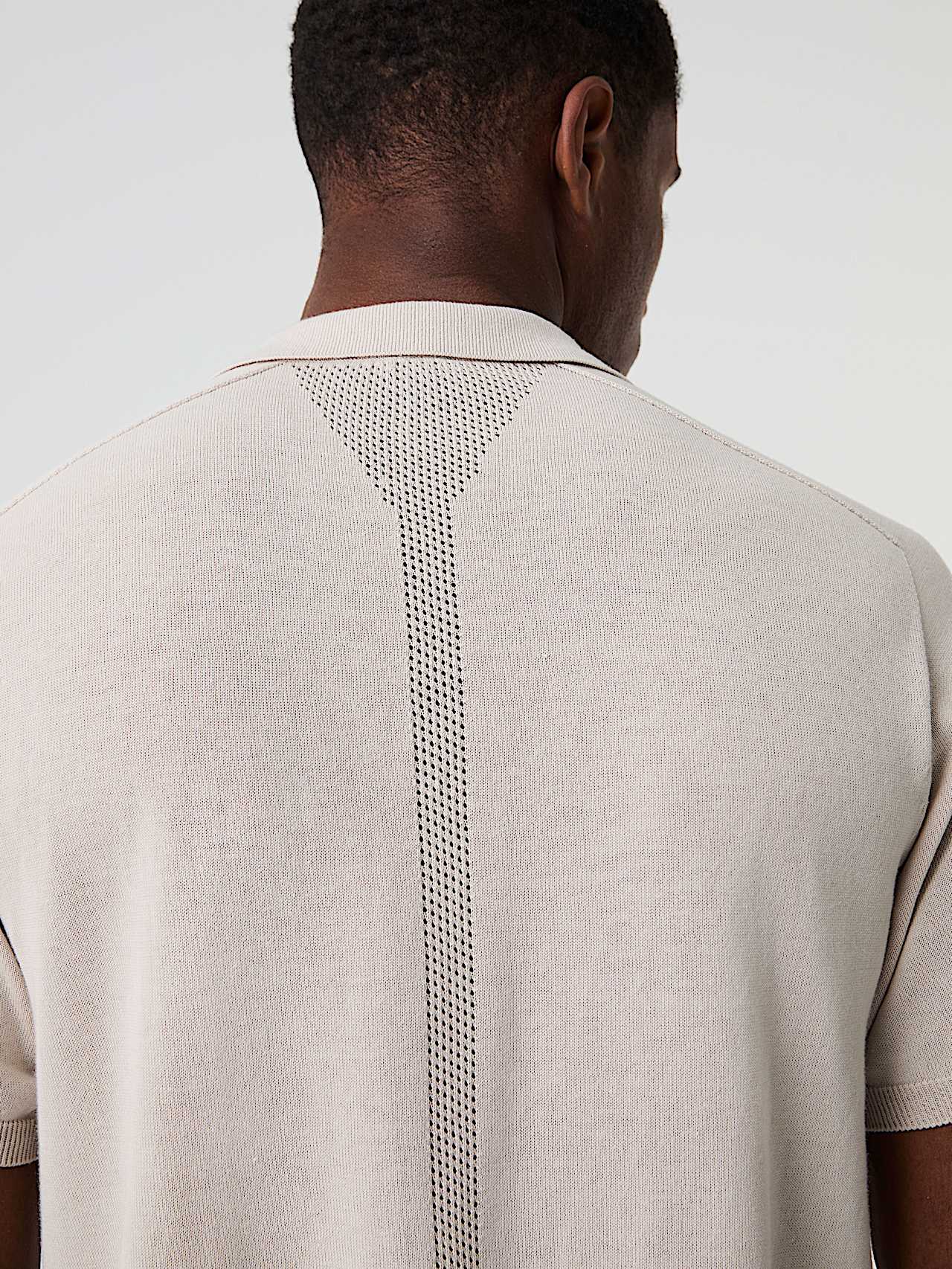 AlphaTauri | FASSA V1.Y9.01 | Polo en maille 3D en lin et coton sans coutures in Stone for Homme