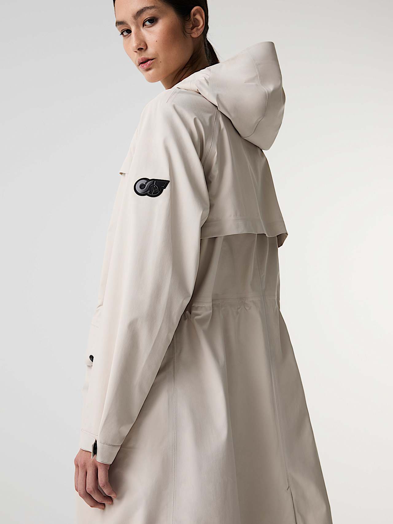 AlphaTauri | OMERO V1.Y9.01 | Parka impermeable y ligera in Stone for Mujer