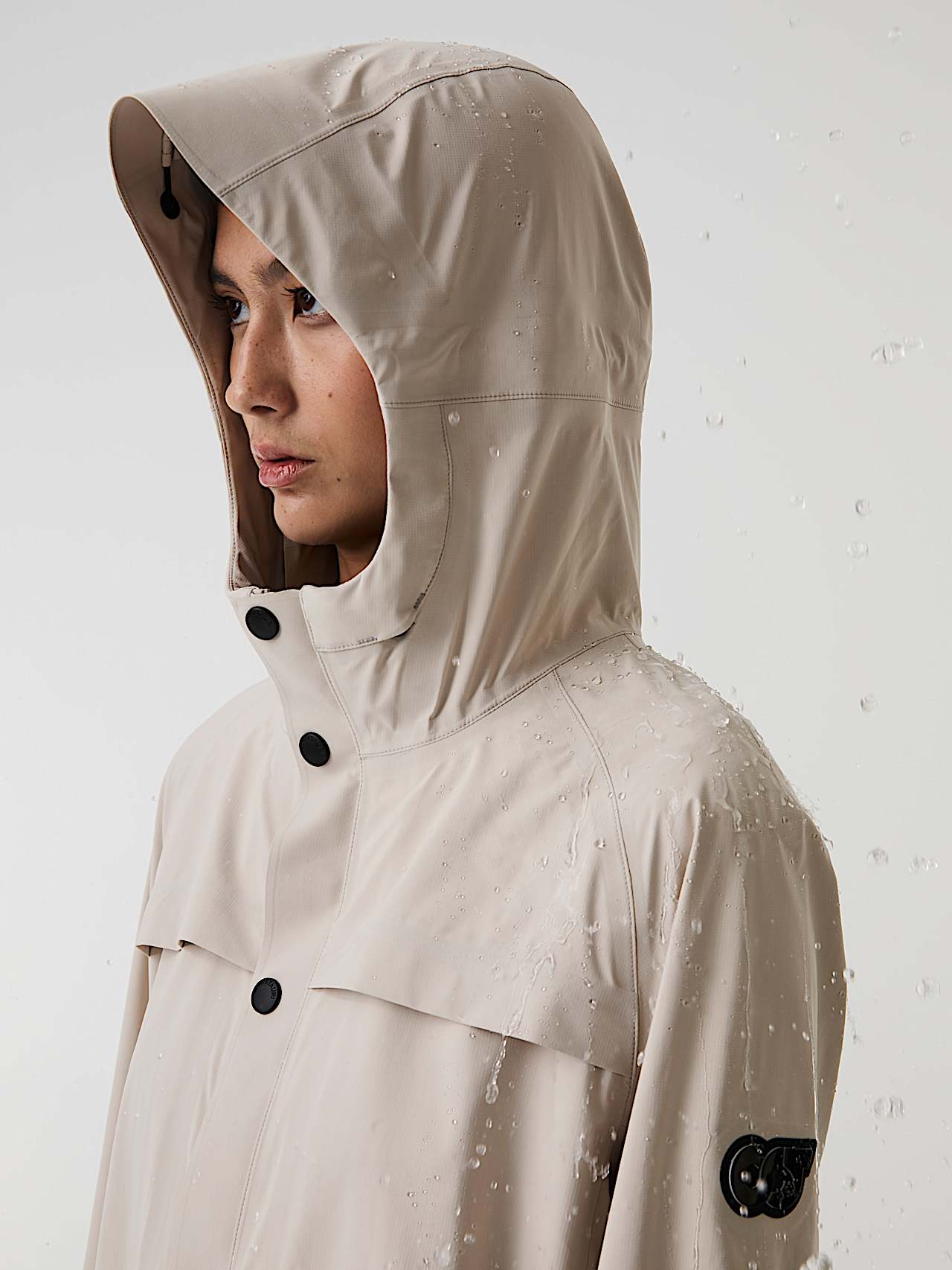 AlphaTauri | OMERO V1.Y9.01 | Parka impermeable y ligera in Stone for Mujer