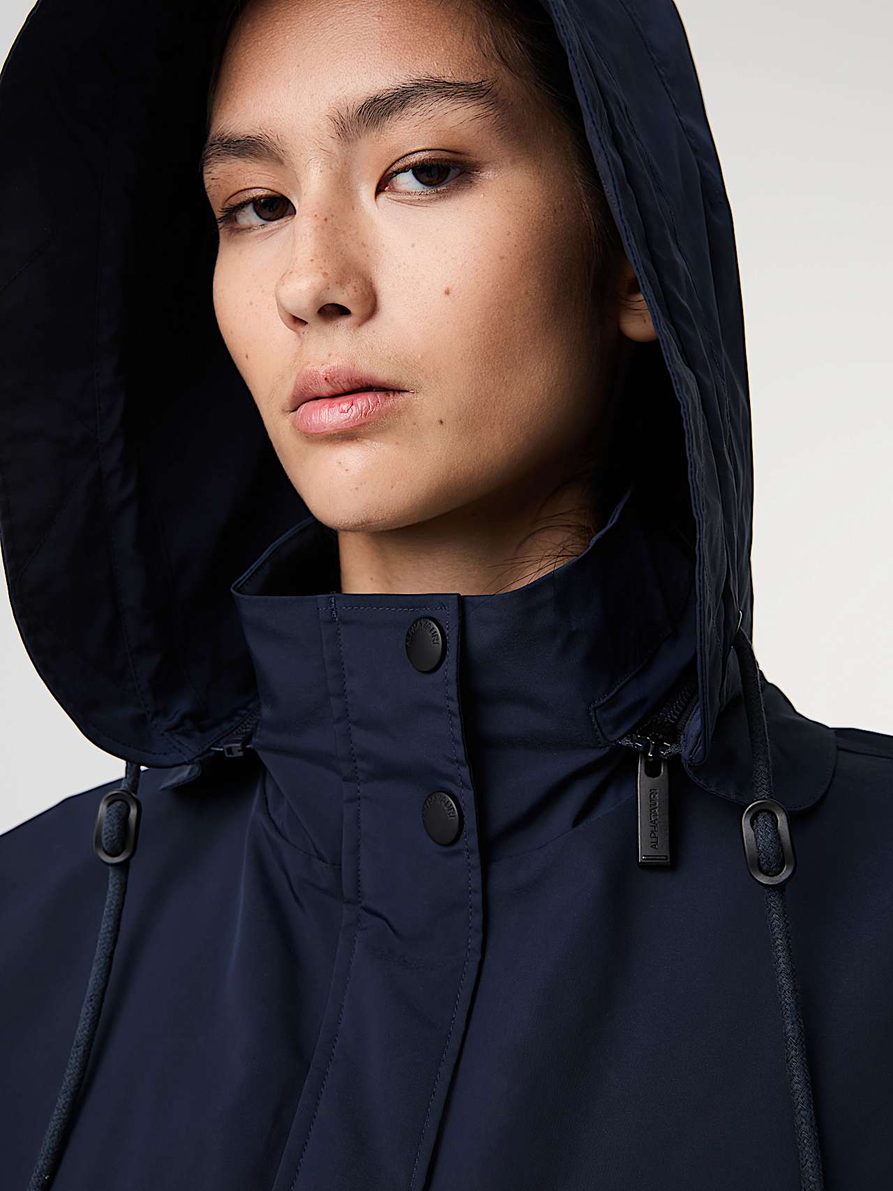 AlphaTauri | OVERA V1.Y9.01 | Veste déperlante de style militaire in Bleu Marine for Femme