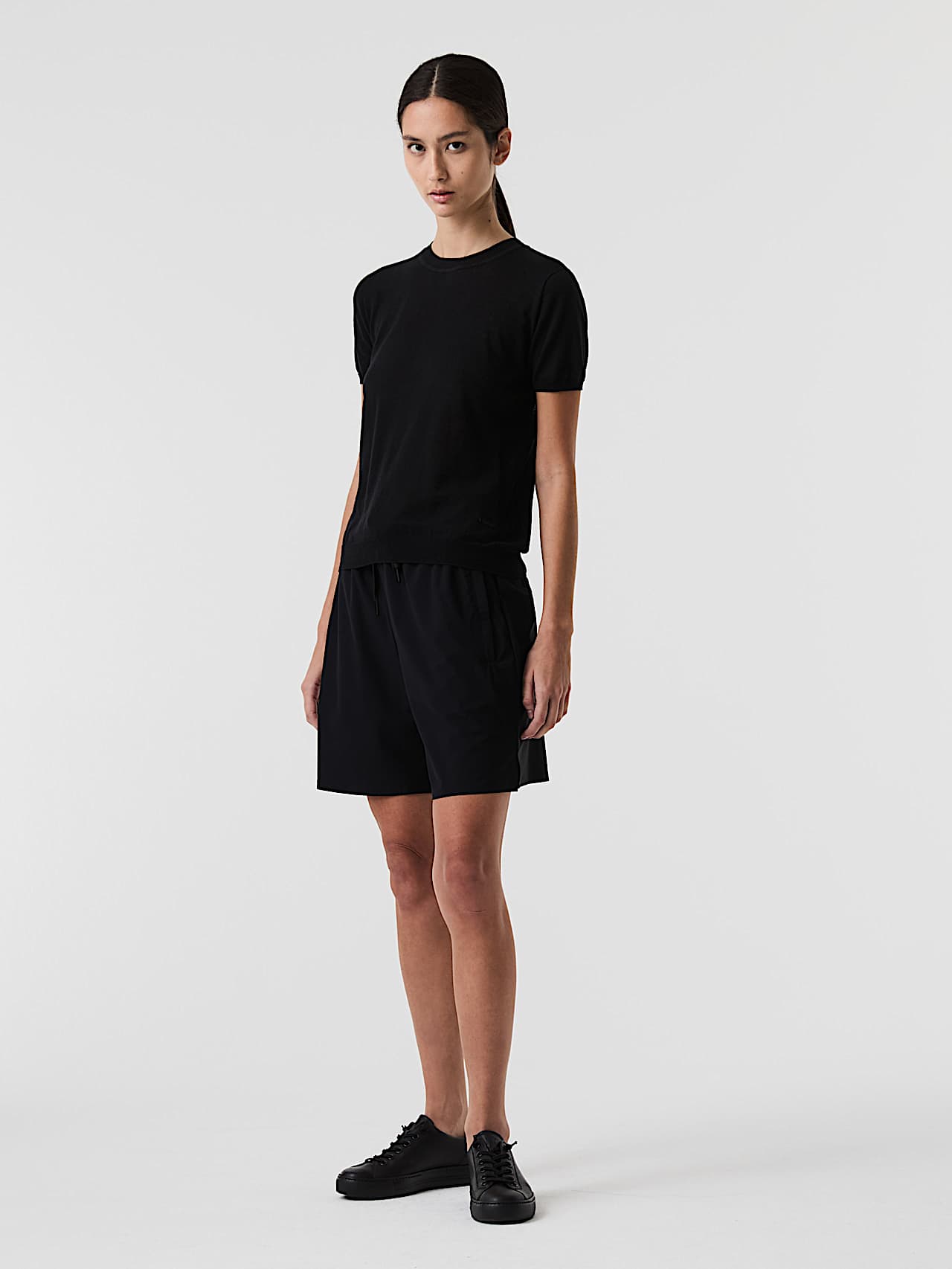 AlphaTauri | PIRT V1.Y9.01 | Pantalones cortos de punto Power Stretch in Negro for Mujer