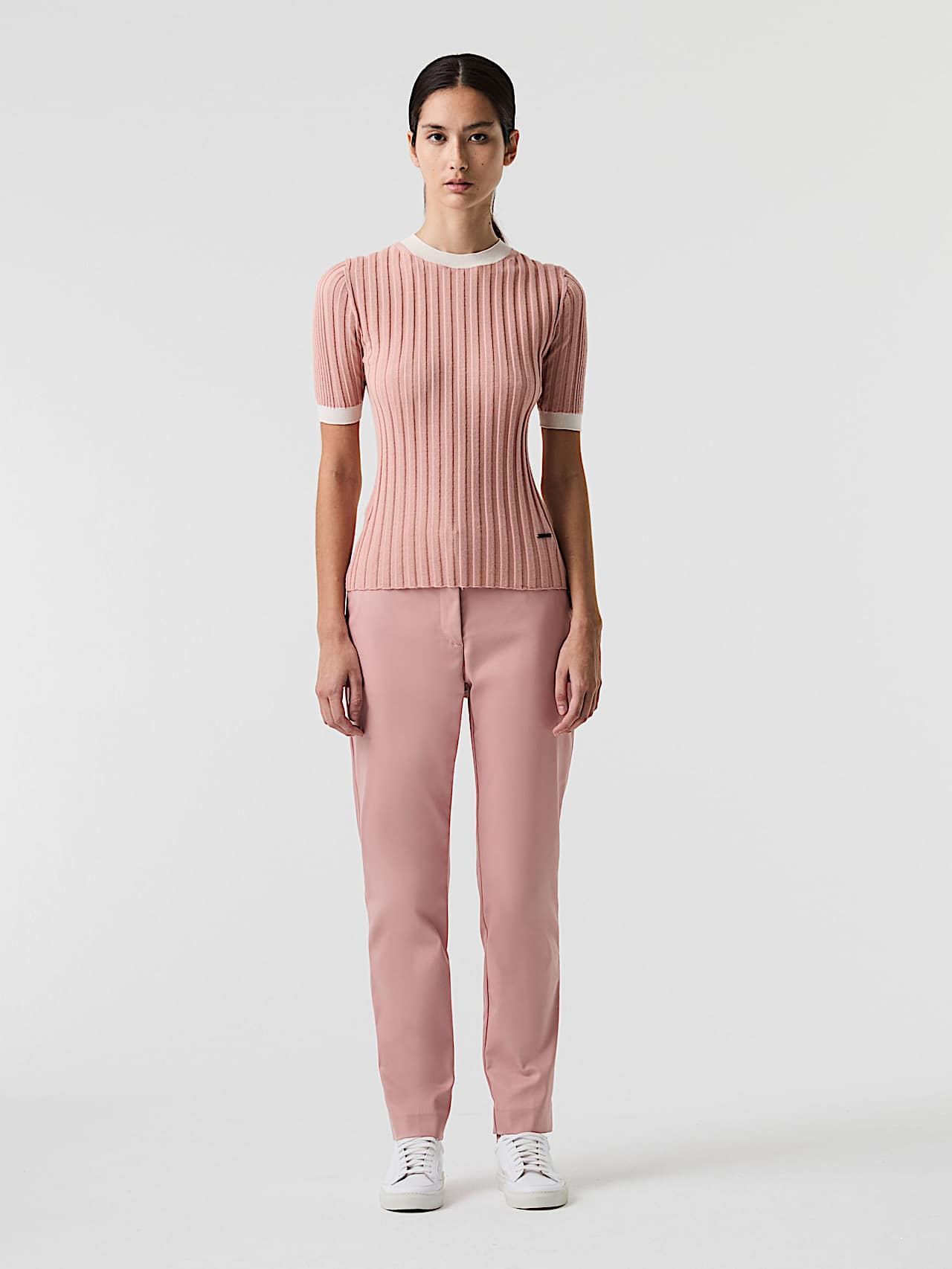 AlphaTauri | FONELE V1.Y9.01 | Nahtloses 3D-Strick-T-Shirt aus Kaschmir und Coolmax® in Misty Pink für Damen