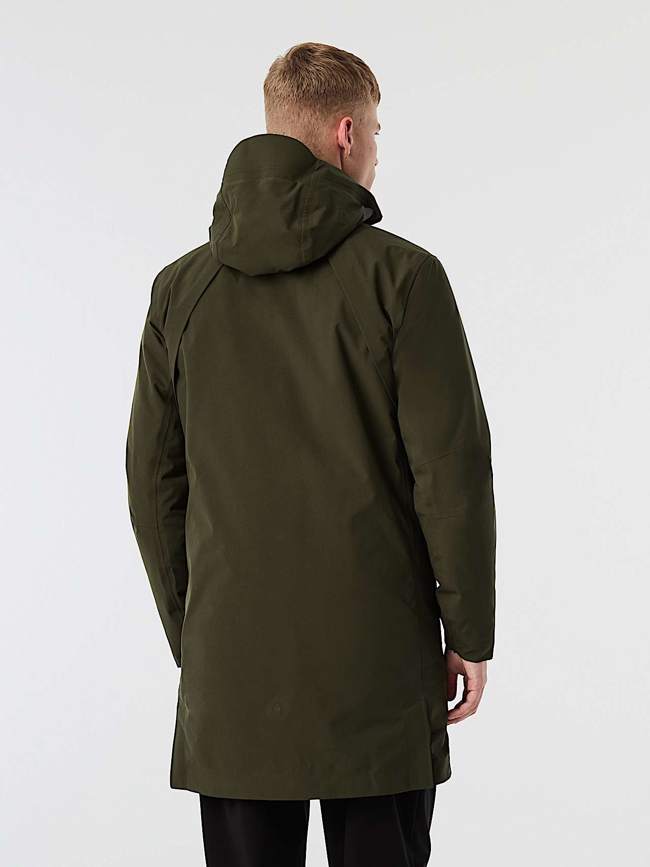AlphaTauri | KOOV V10.Y7.02 | Icónica parka de Taurobran® impermeable y plegable in Verde Oscuro for Hombre