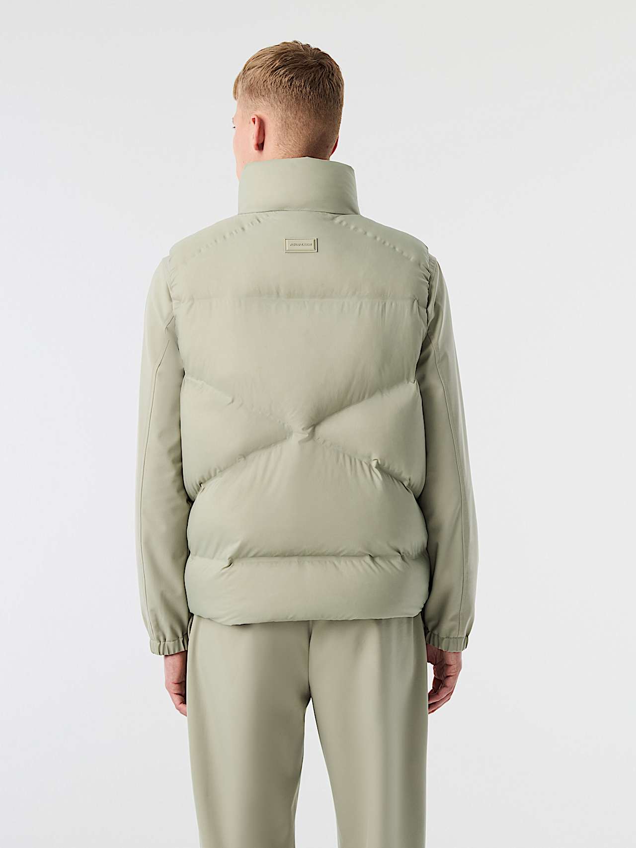 AlphaTauri | OLAVEN V1.Y10.02 | Doudoune sans manches ultra-légère in Dark Sage for Homme