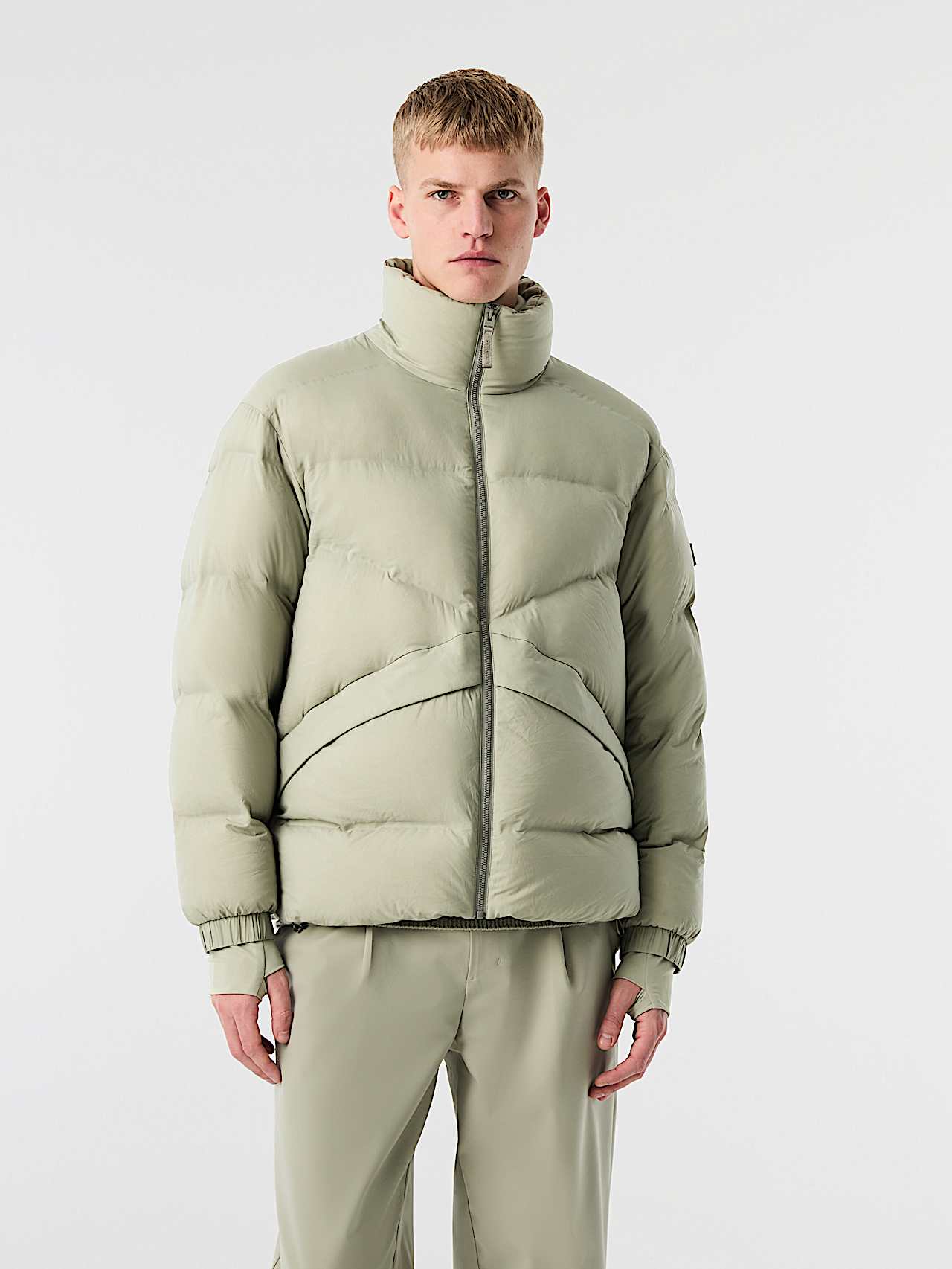AlphaTauri | OLAVON V1.Y10.02 | Packable Ultra Light Down Jacket in Dark Sage for Hombre