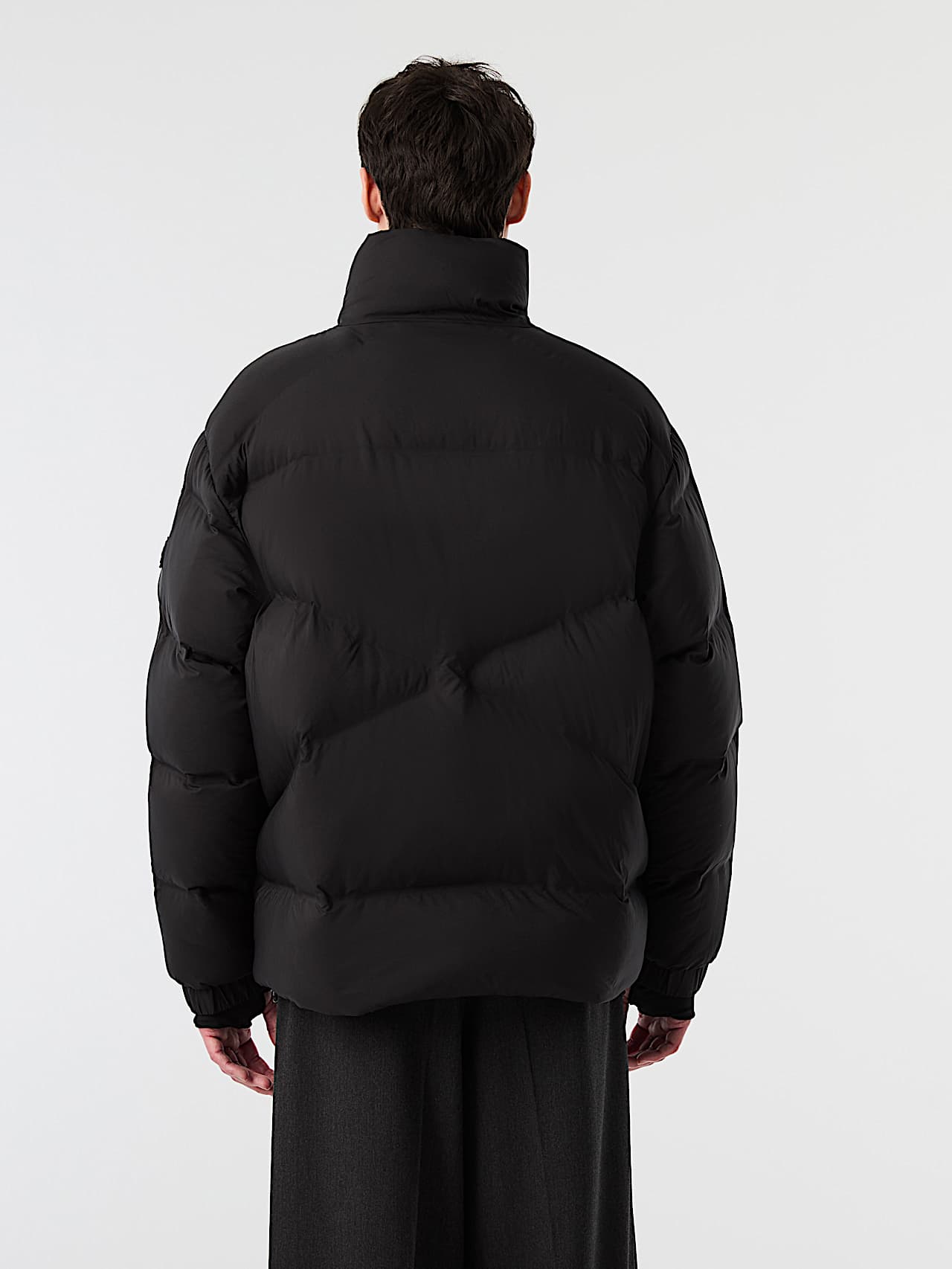 AlphaTauri | OLAVON V1.Y10.02 | Packable Ultra Light Down Jacket in Black for Hombre