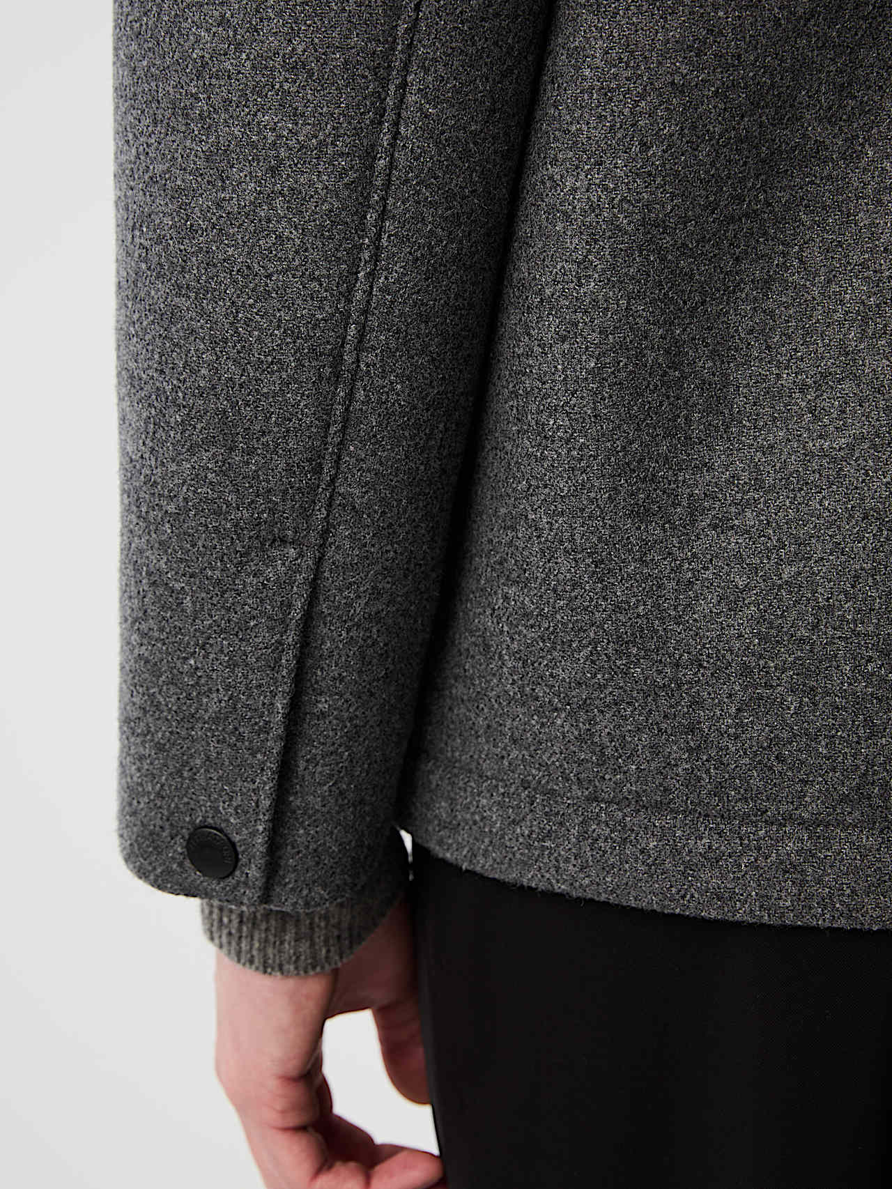 AlphaTauri | ORVILLE V1.Y10.02 | Sovracamicia in lana tecnica in Dark Grey Melange for Uomo