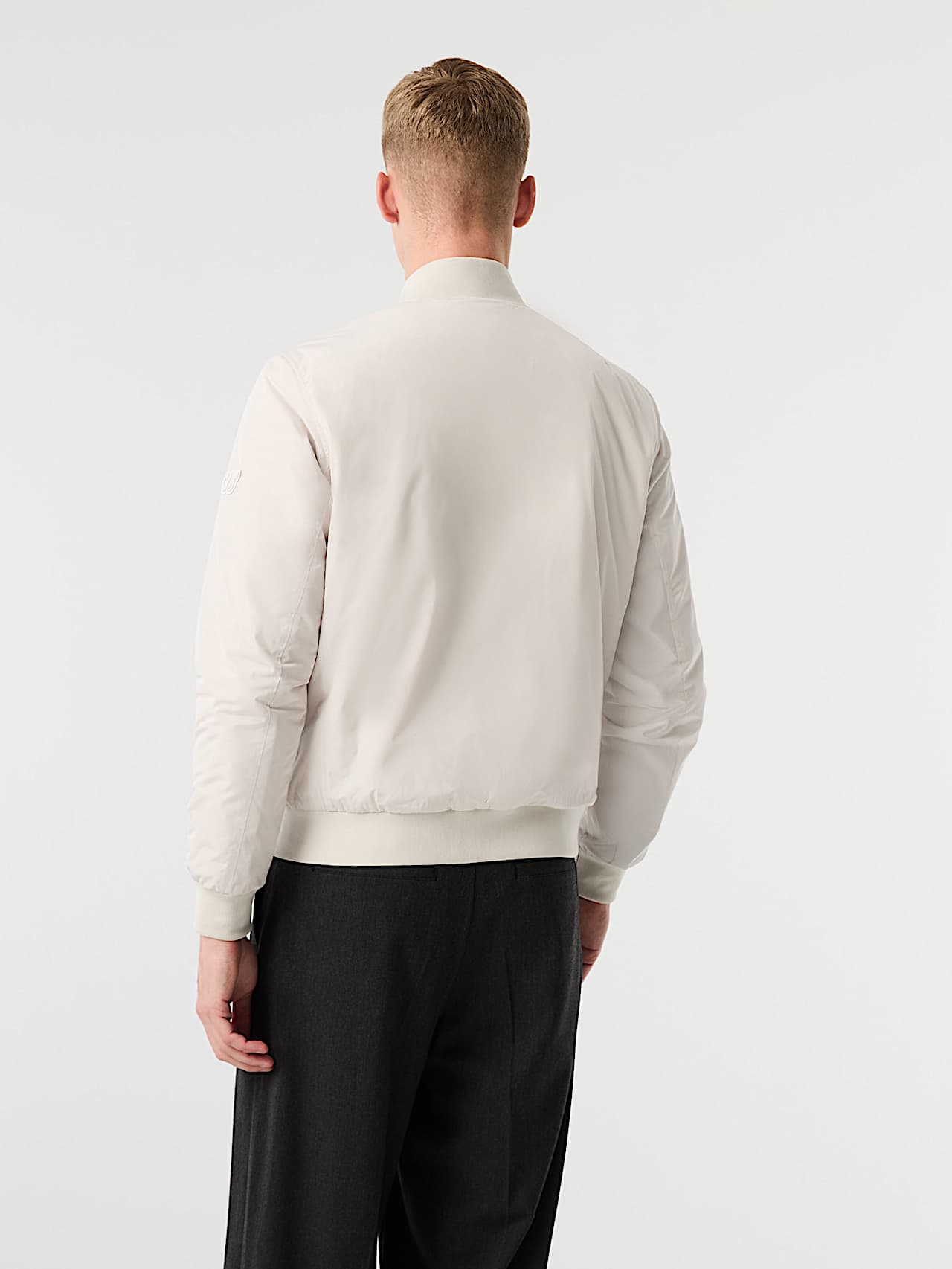 AlphaTauri | OUBLIS V1.Y10.02 | Wasserabweisende, leicht wattierte Bomberjacke mit Primaloft® in Stone für Herren