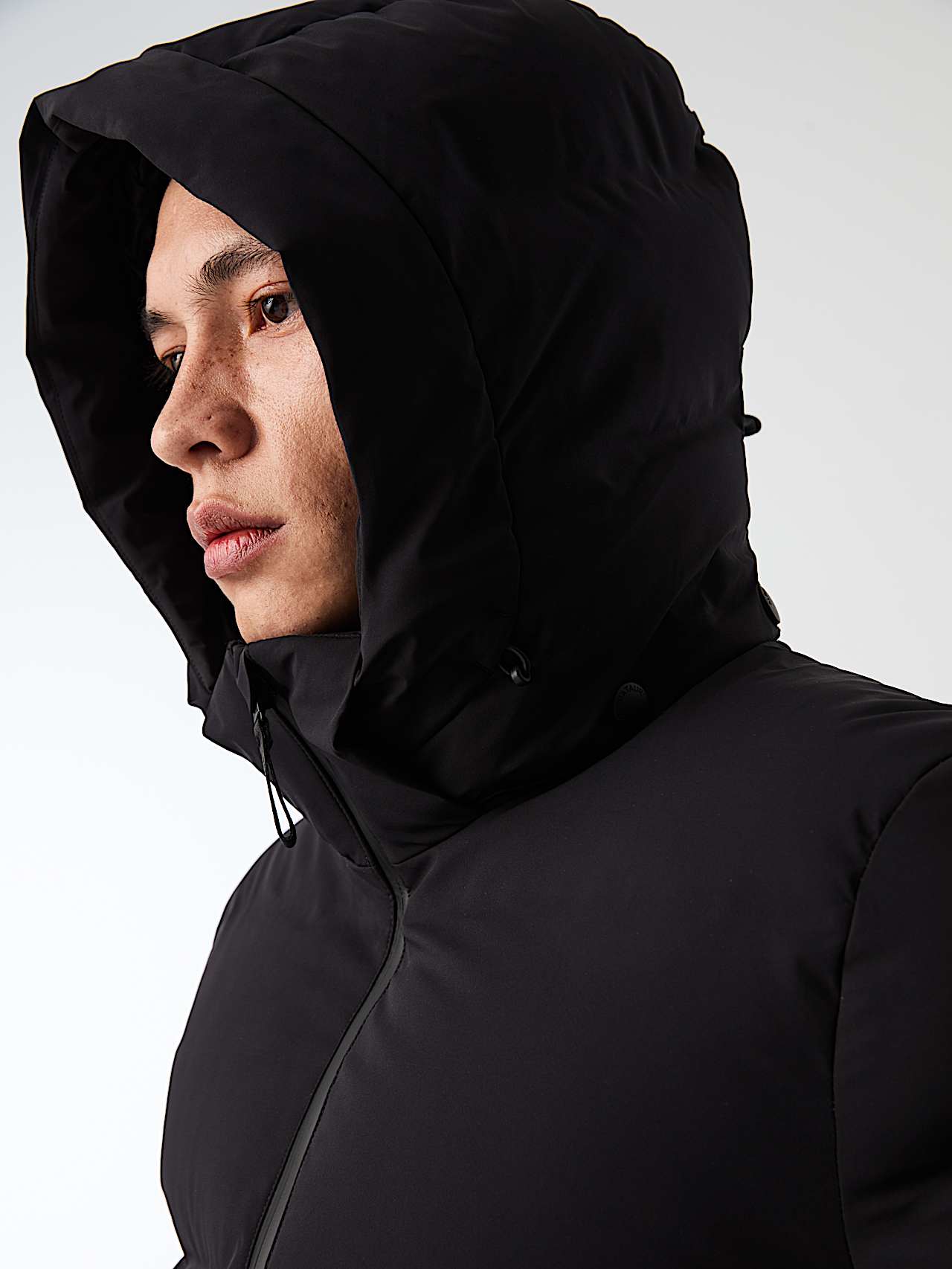 AlphaTauri | ODORU V4.Y10.02 | Doudoune rembourrée en duvet in Black for Homme