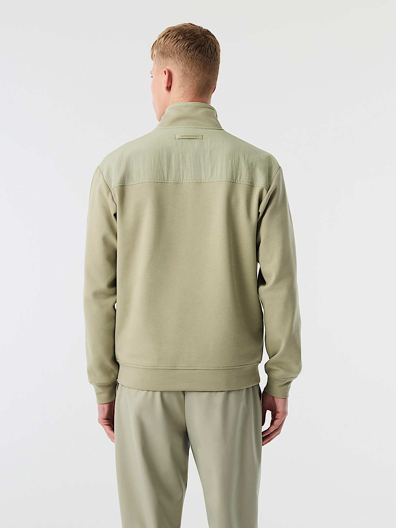 AlphaTauri | SYLVES V1.Y10.02 | Felpa ibrida con mezza cerniera in Dark Sage for Uomo