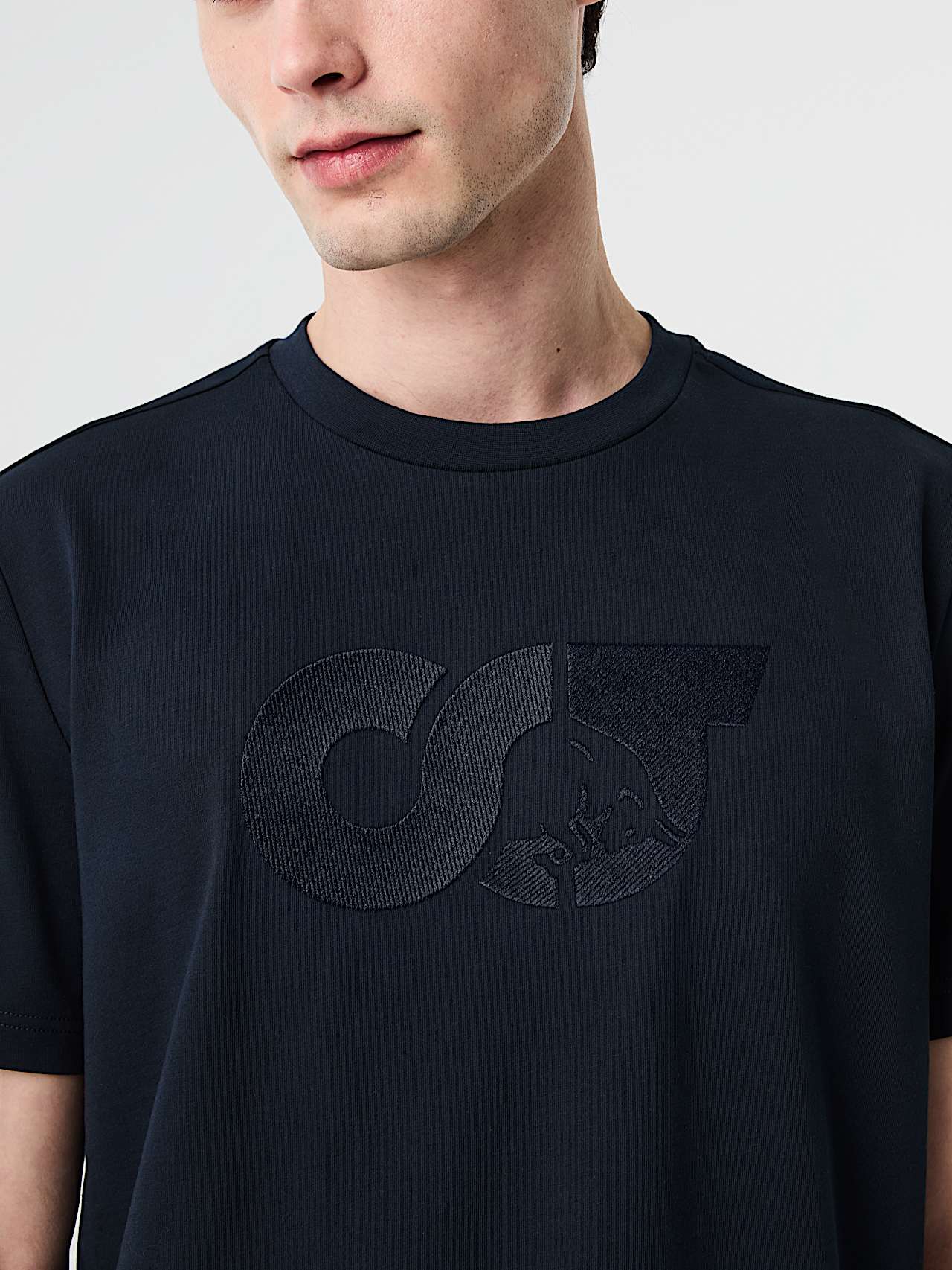 AlphaTauri | JILLE V1.Y10.02 | Camiseta de algodón orgánico con logo bordado in Dark Navy for Hombre