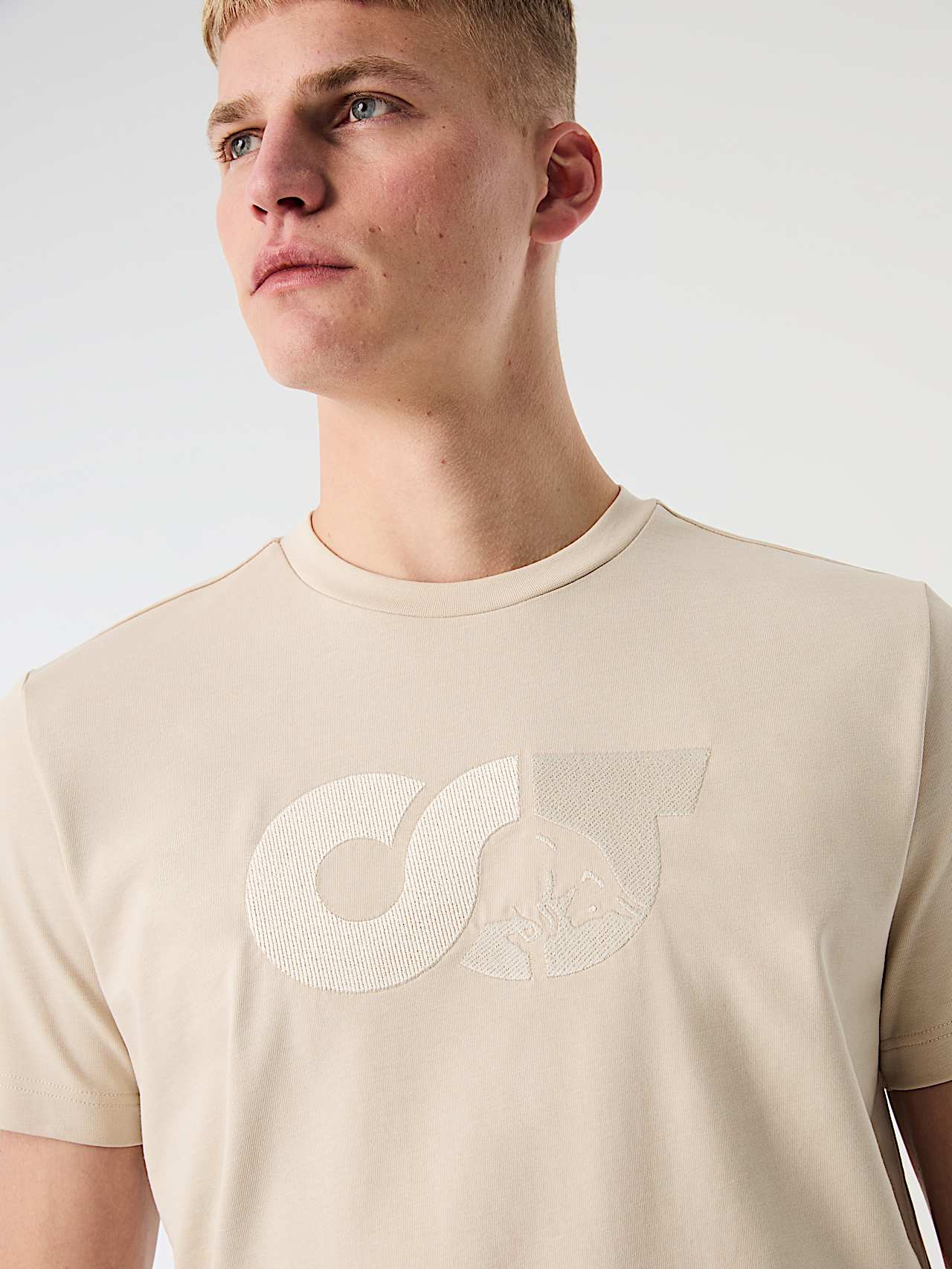 AlphaTauri | JILLE V1.Y10.02 | Camiseta de algodón orgánico con logo bordado in Stone for Hombre