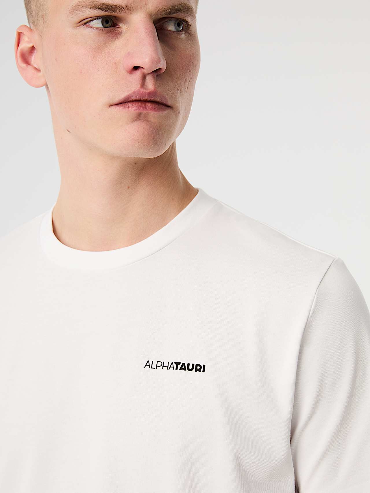 AlphaTauri | JOSSAL V1.Y10.02 | T-Shirt aus Bio-Baumwolle mit Rücken-Print in White für Herren