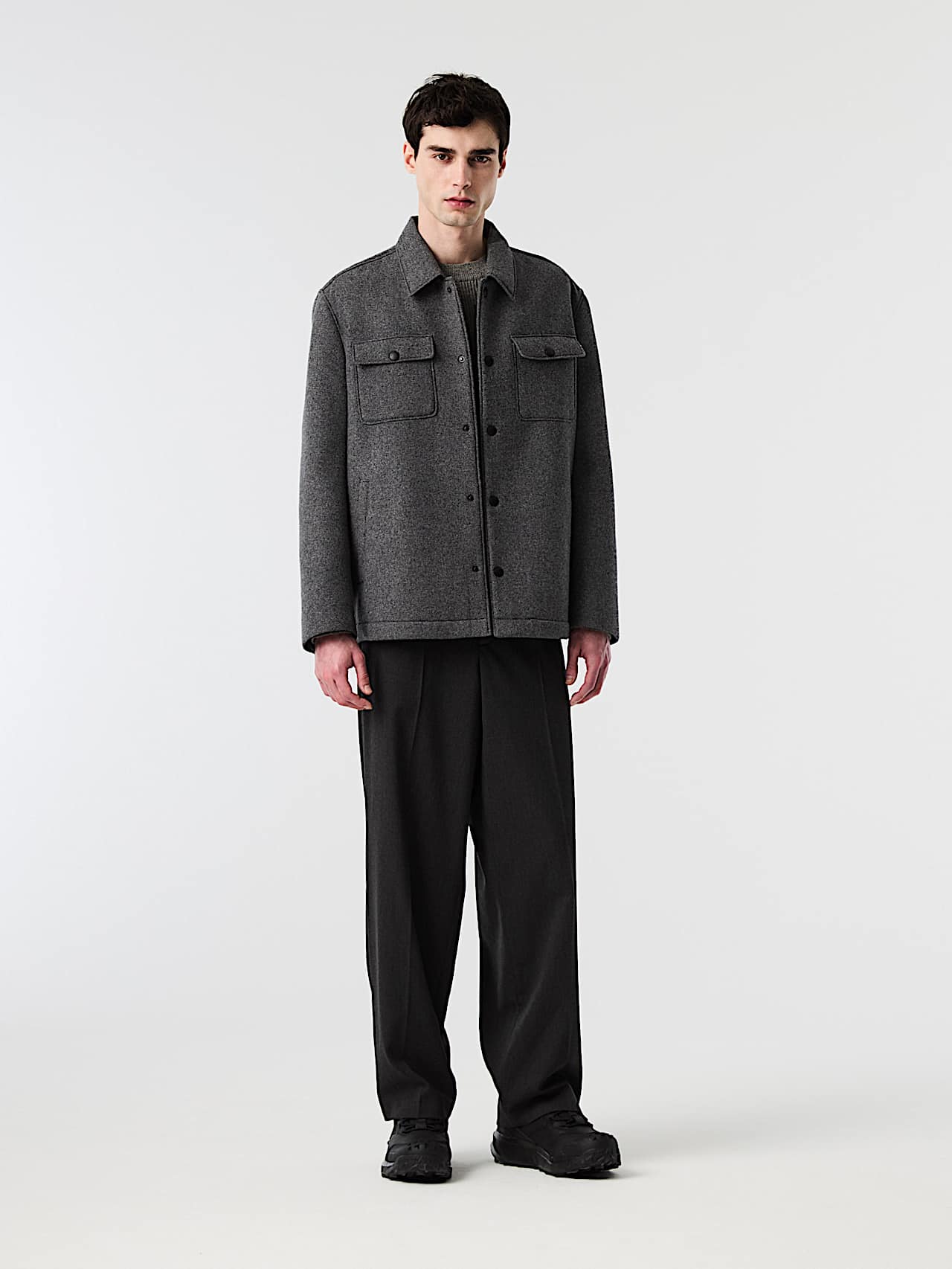 AlphaTauri | PERVAL V1.Y10.02 | Wide Leg Wool Trousers in Dark Grey Melange for Hombre