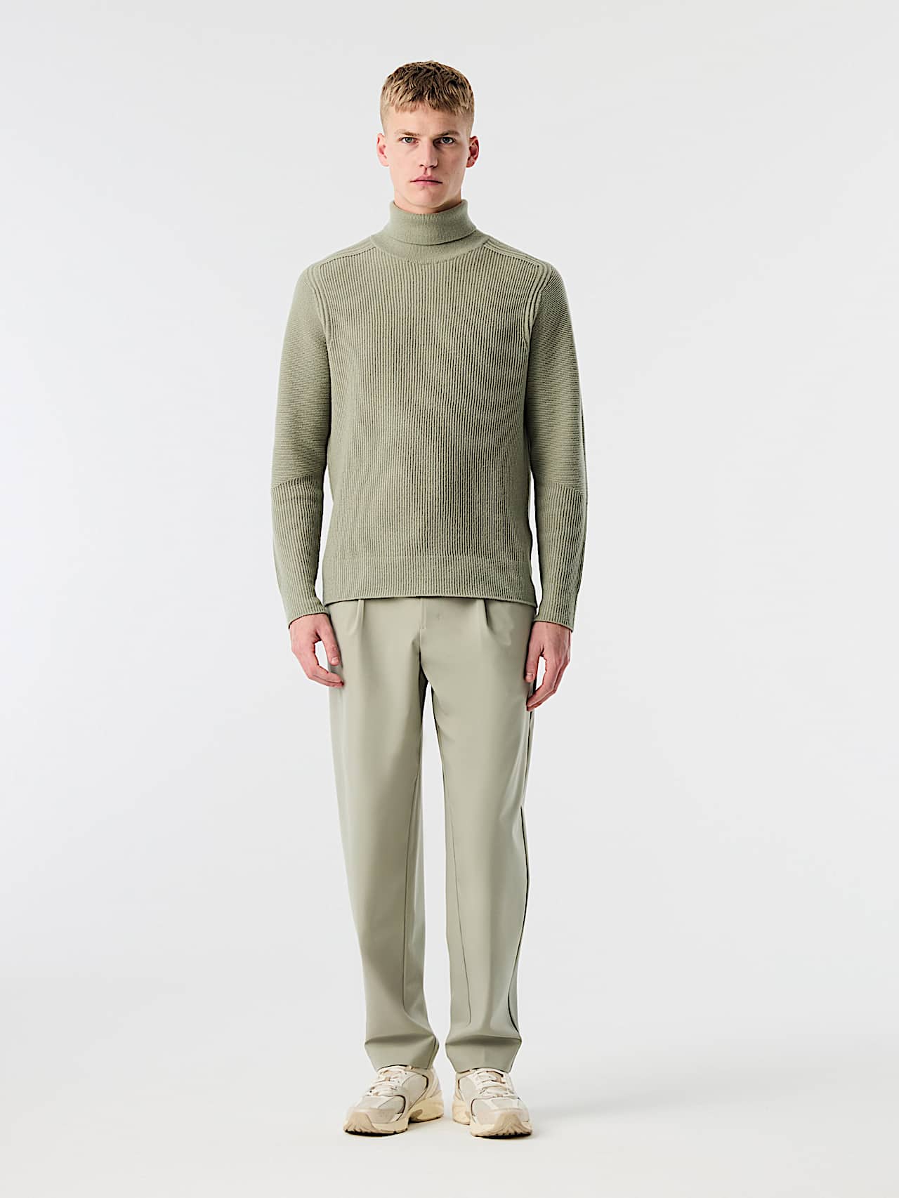 AlphaTauri | PANNS V1.Y10.02 | Elegant Stretch Carrot Fit Trousers in Dark Sage for Men