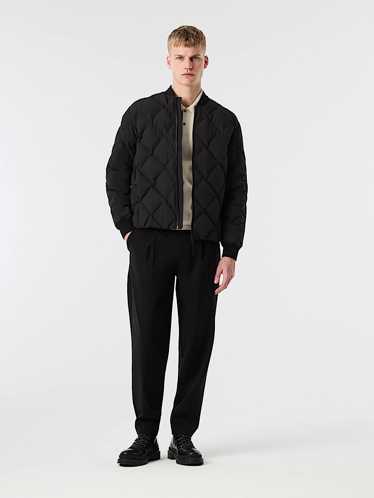 AlphaTauri | PANNS V1.Y10.02 | Elegant Stretch Carrot Fit Trousers in Black for Homme