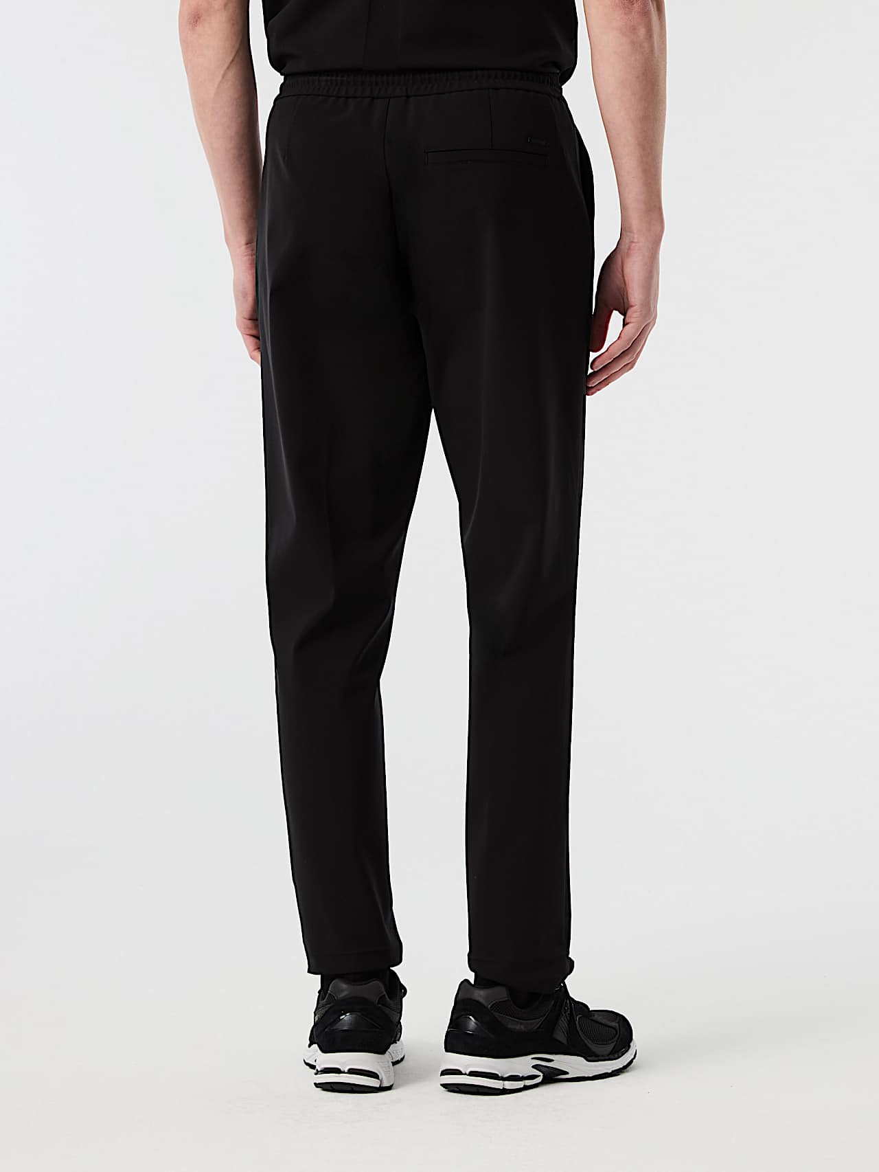 AlphaTauri | PAVRE V1.Y10.02 | Pantaloni Elegant Stretch in Black for Uomo